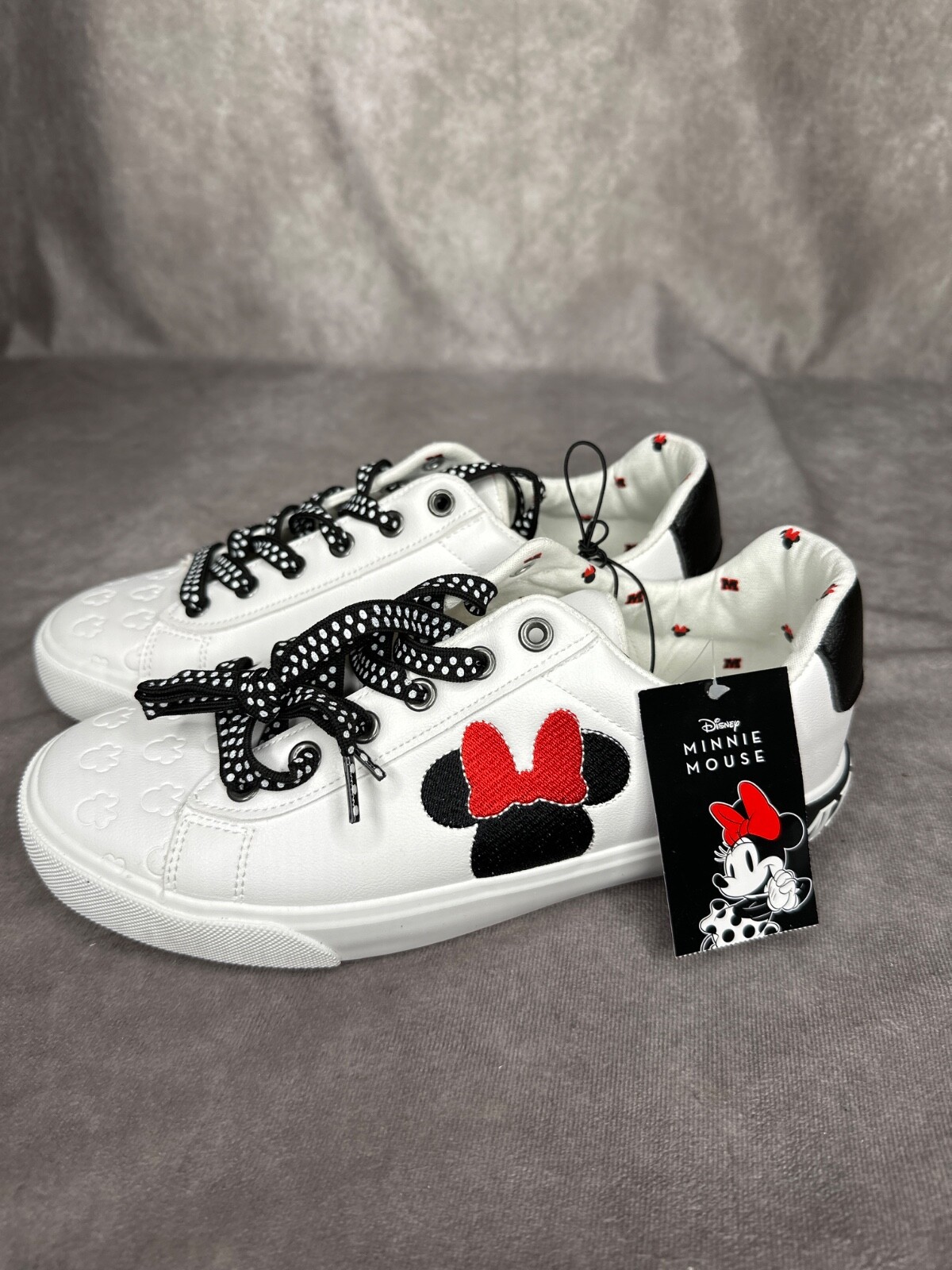 Disney Tennis Shoes Minnie Mouse Woman’s Tennis Sneakers GroundUp varies sizes