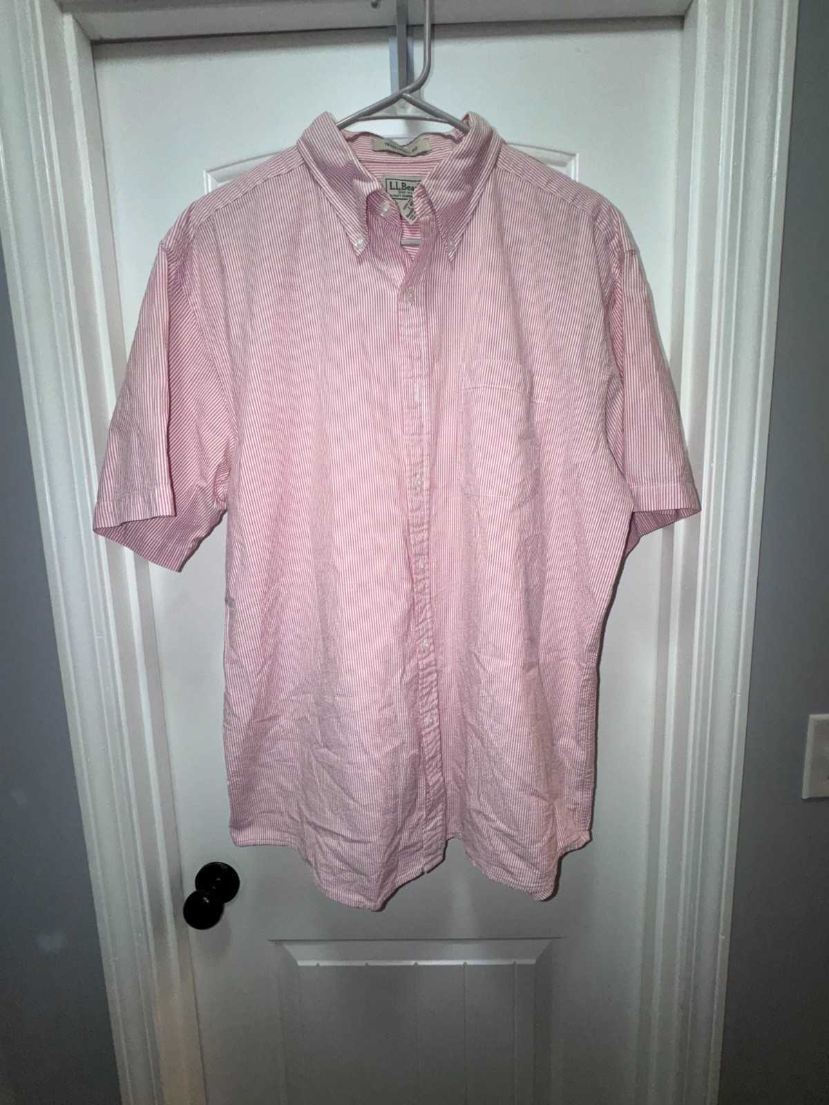 L.L.Bean Mens Large Traditional Fit Pink White Stripe Button Up
