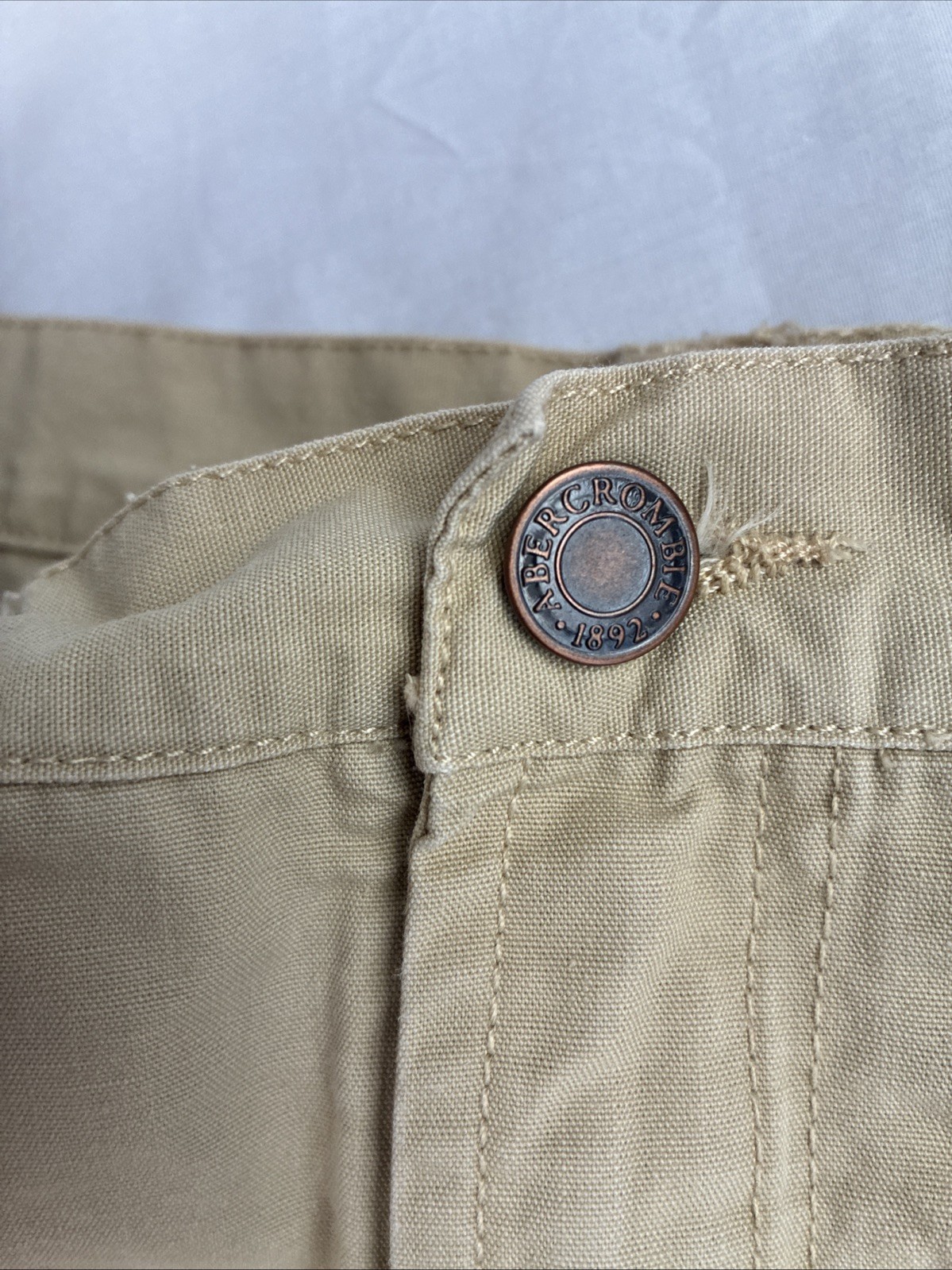 Abercrombie And Fitch – Mini Skirt with Shorts Size 4 – Tan- PRE-OWNED – GOOD