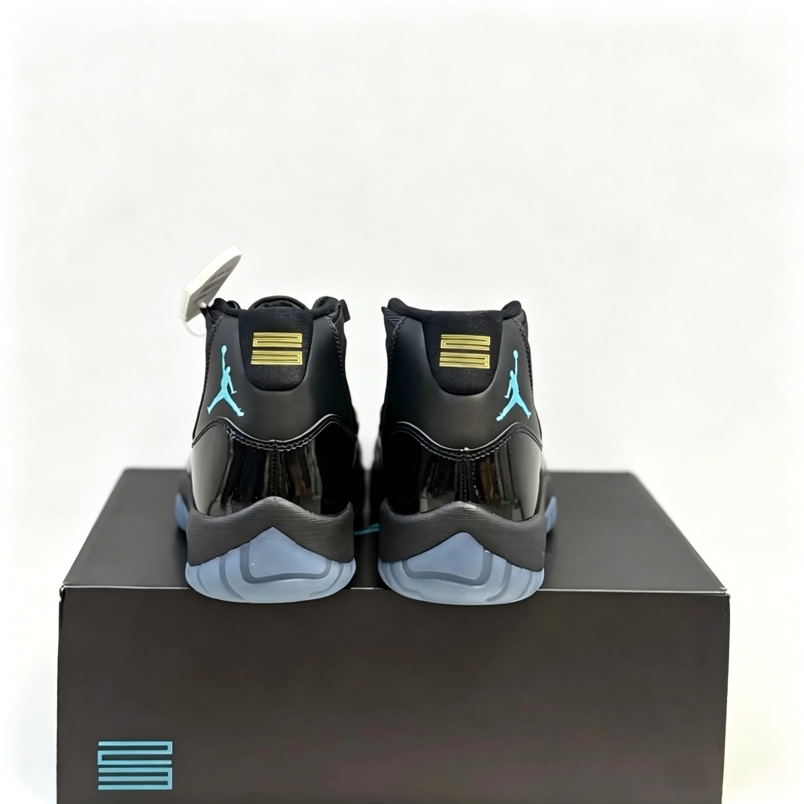 Jordan 11 Retro “GAMMA” Blue High Top Men’s Basketball Shoes CT8012-047