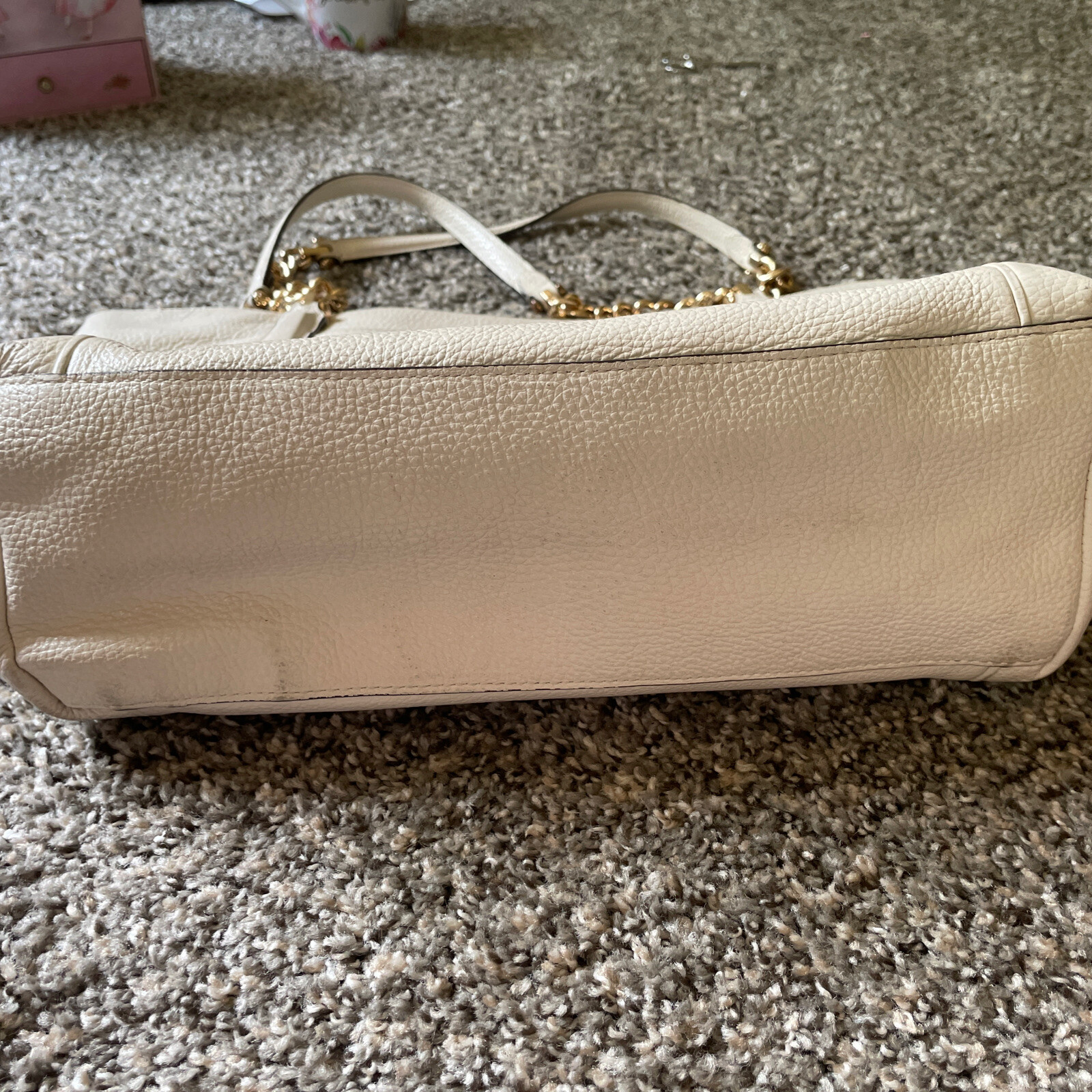 Coach Ava Chain Tote . 100% Genuine Coach Handbag Used White D2032-F87775