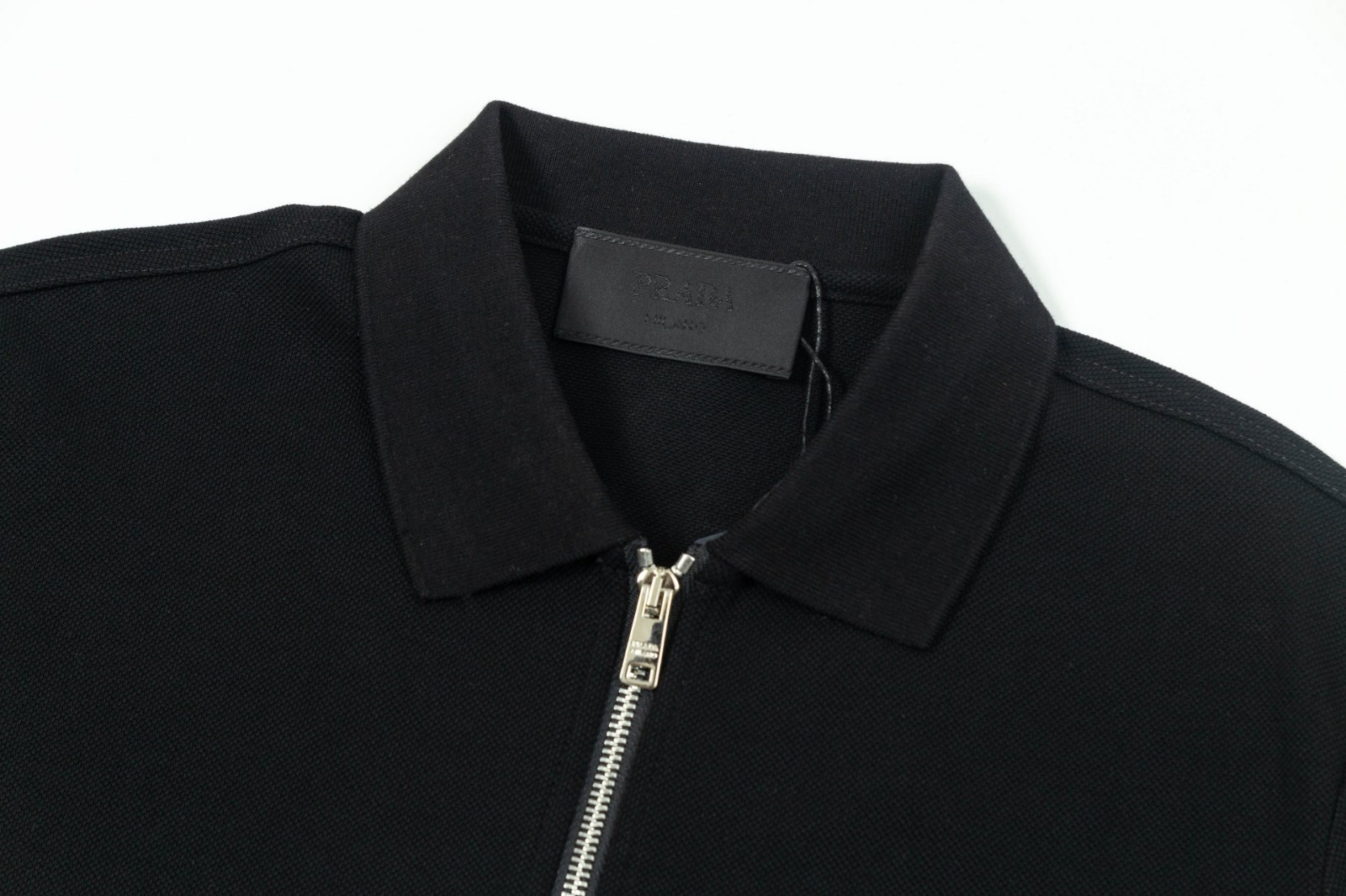 Prada Men’s black round-neck short-sleeved shirt size XXL