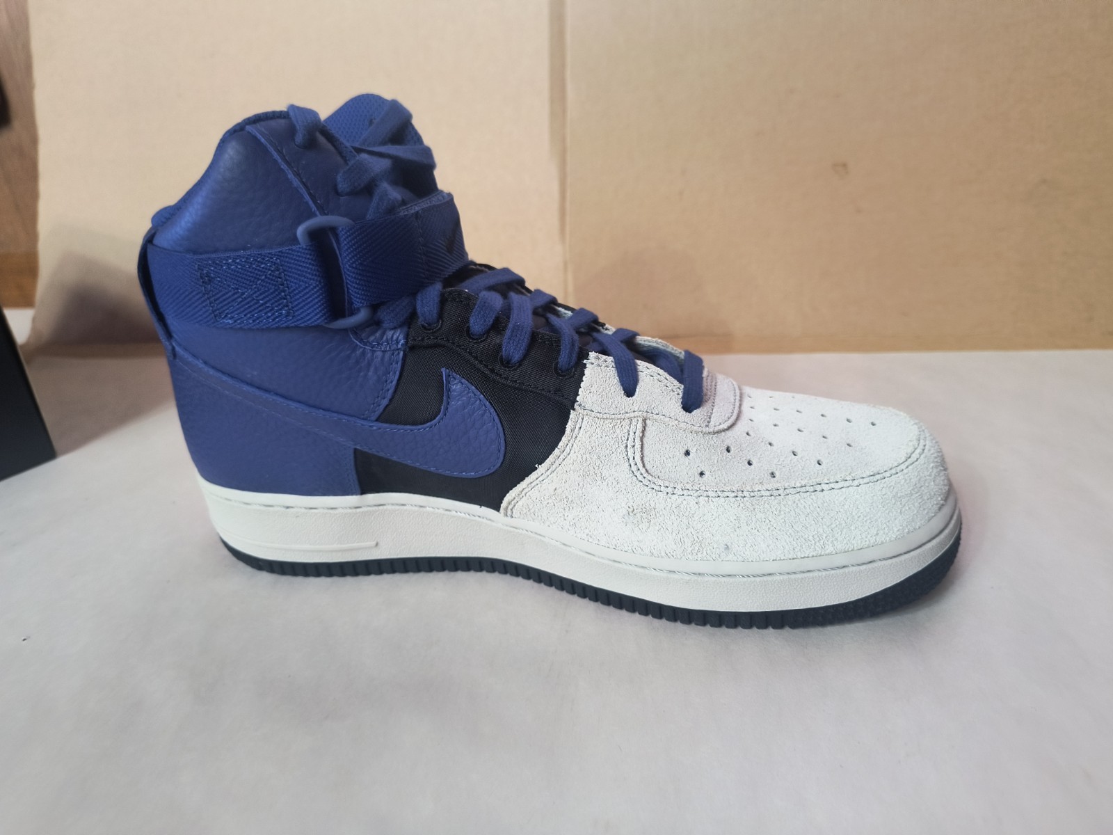 NEW Nike Air Force 1 High 07 Lv8 Platinum Deep Royal Blue 806403 009 NIB Sz 10.5