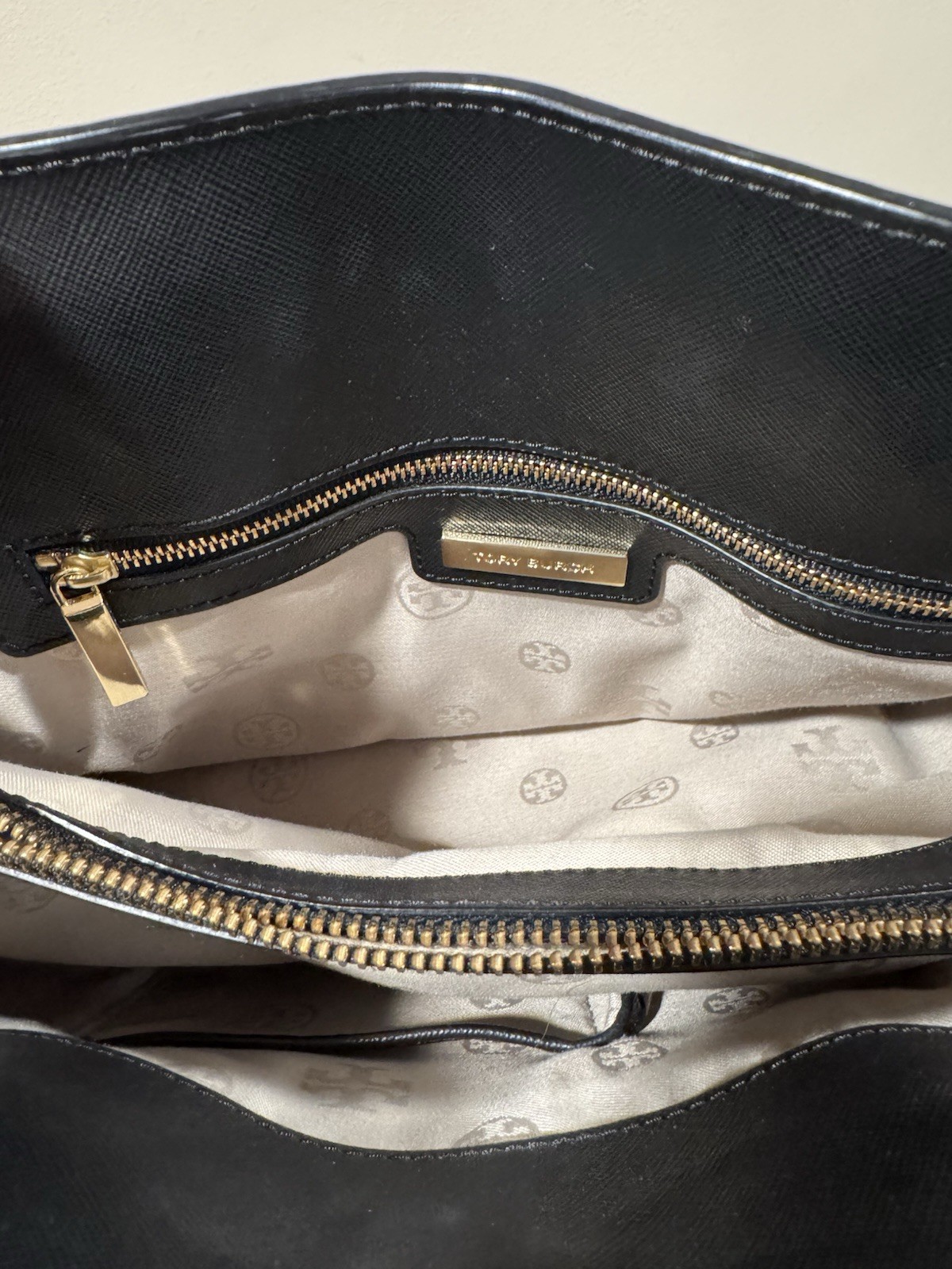 Tory Burch Small Black Saffiano Leather Top Handle Bag Dome Satchel Purse Gold