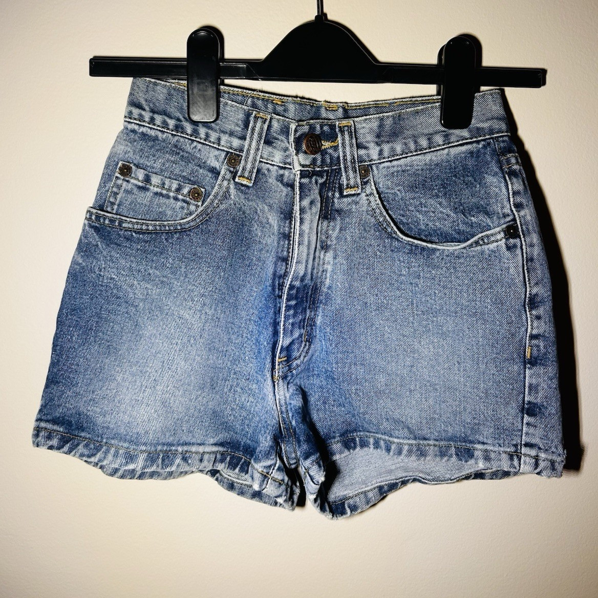 VTG Pepe Jeanswear Women’s Light Wash Blue Denim Shorts 22in Waist 5-Pocket