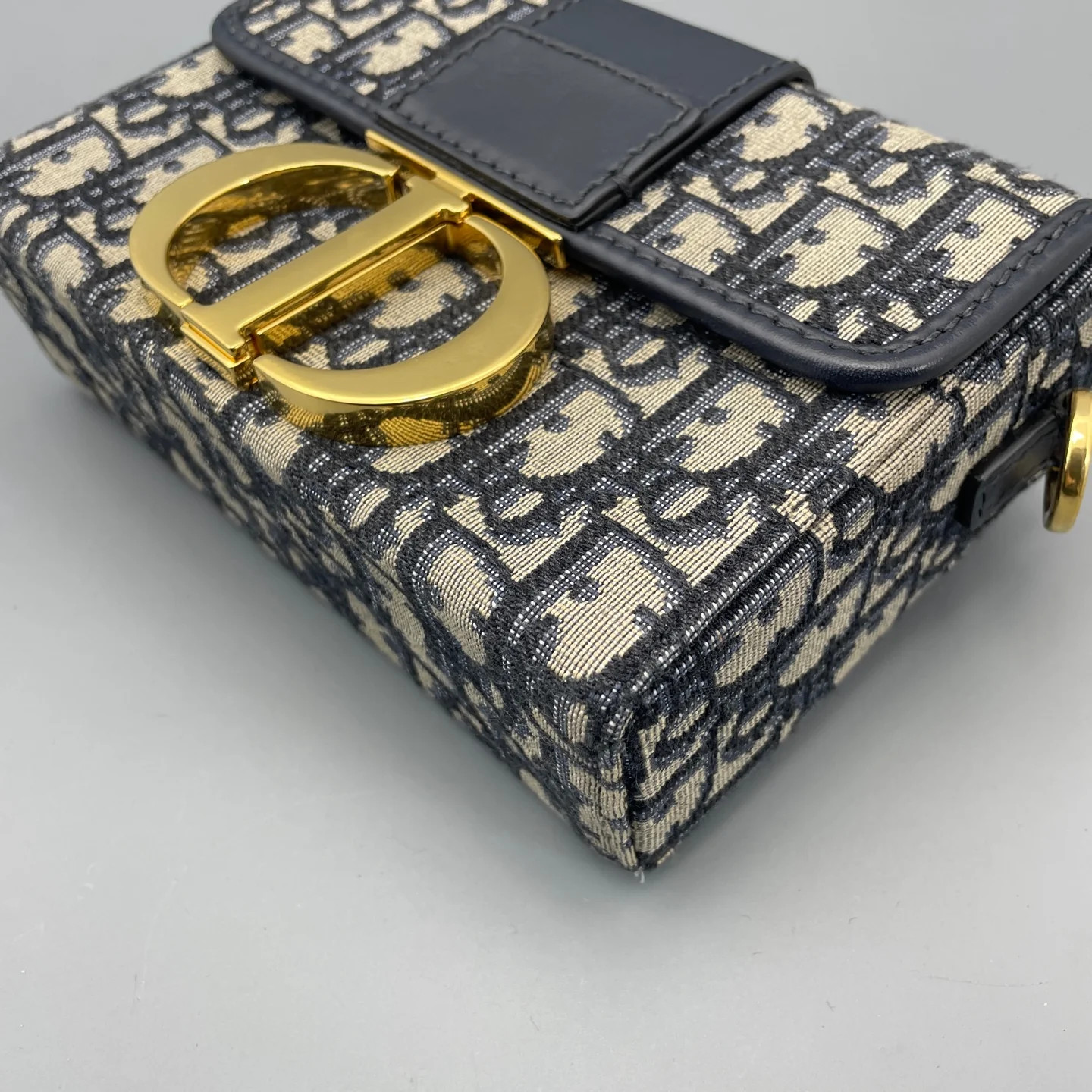 Dior 30 Montaigne Mini Box Bag Beige Navy Oblique (ym051726c3r)