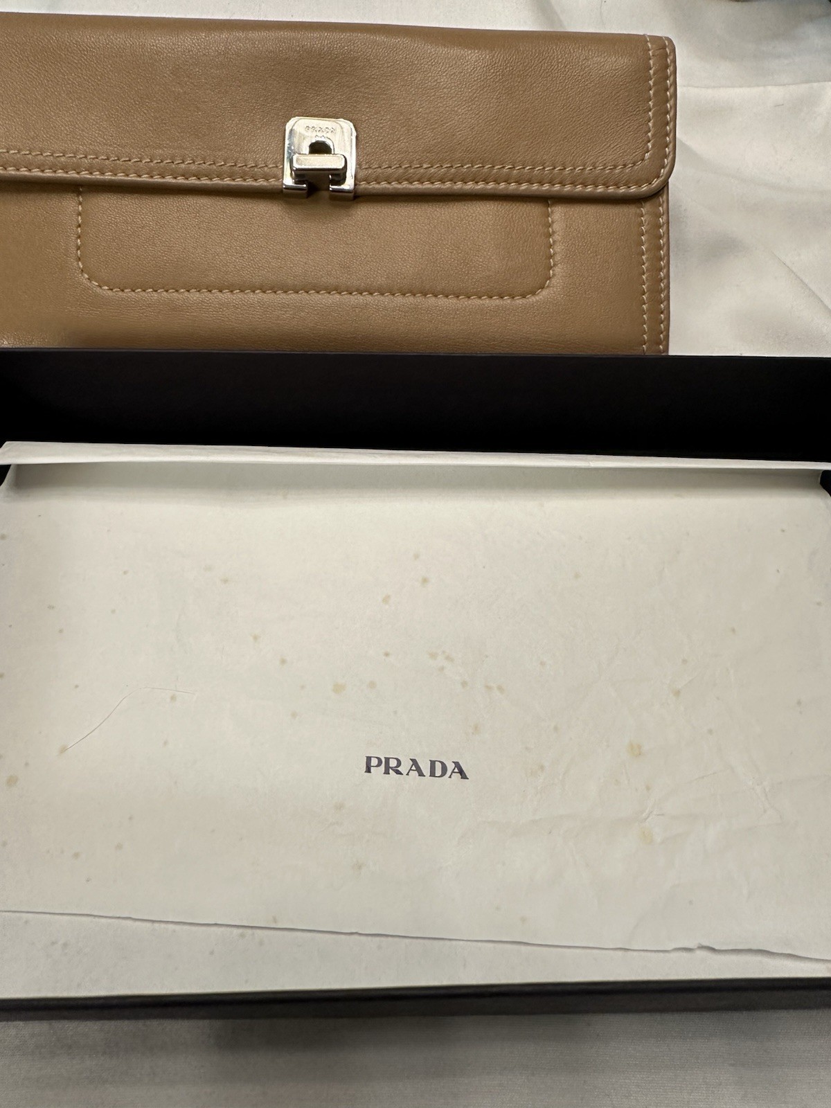 PRADA Beige Nappa Twist Lambskin Wallet with Box and Card Vintage Y2K 2003