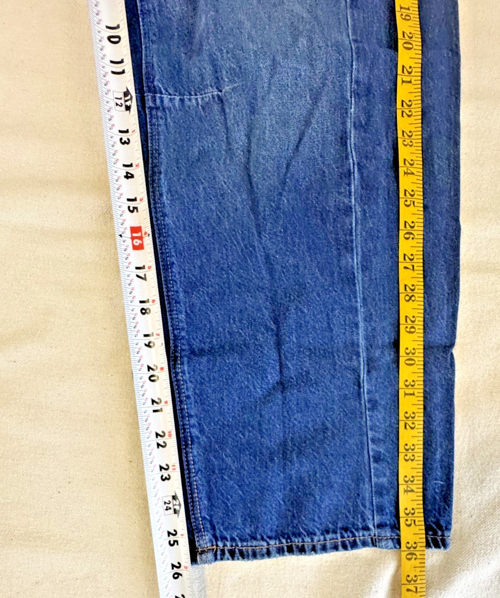 American Eagle Womens Dreamy Drape Barrel Mid Rise Blue Strigid Jeans NWT