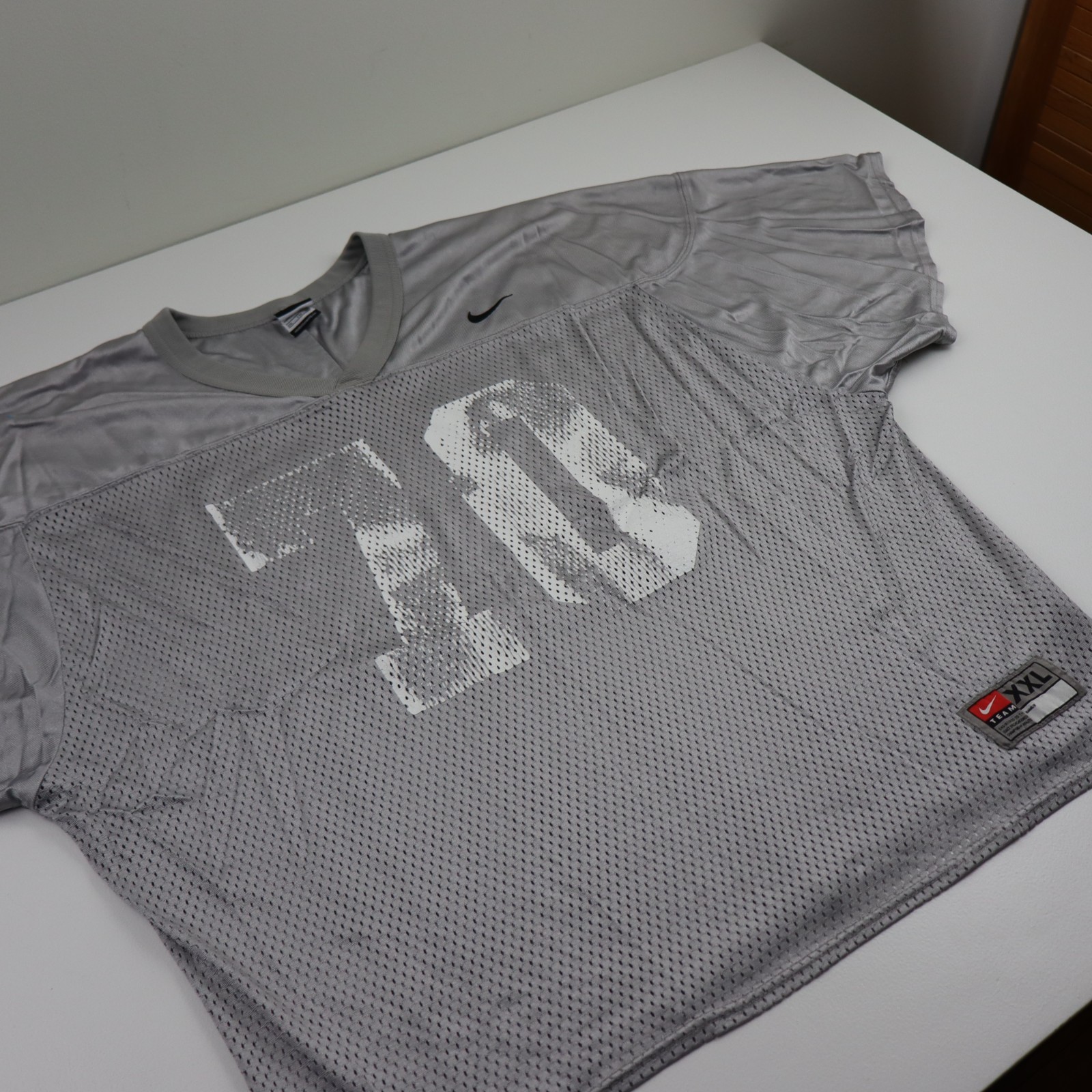 Nike Practice Mesh Football Silky Dazzle Jersey Mens XXL/XL Silver Vtg 90s Y2K