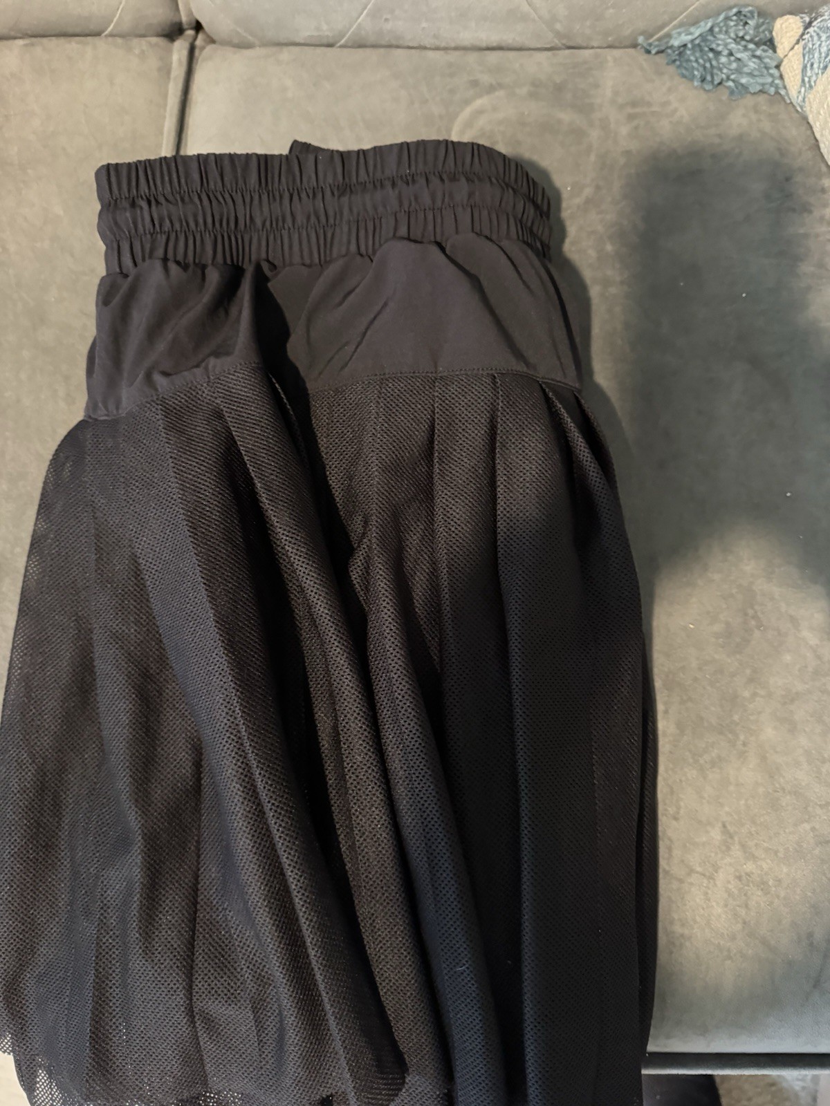 Women’s Black Solid Pleated Short Skirt Elastic Drawstring Waist Regular