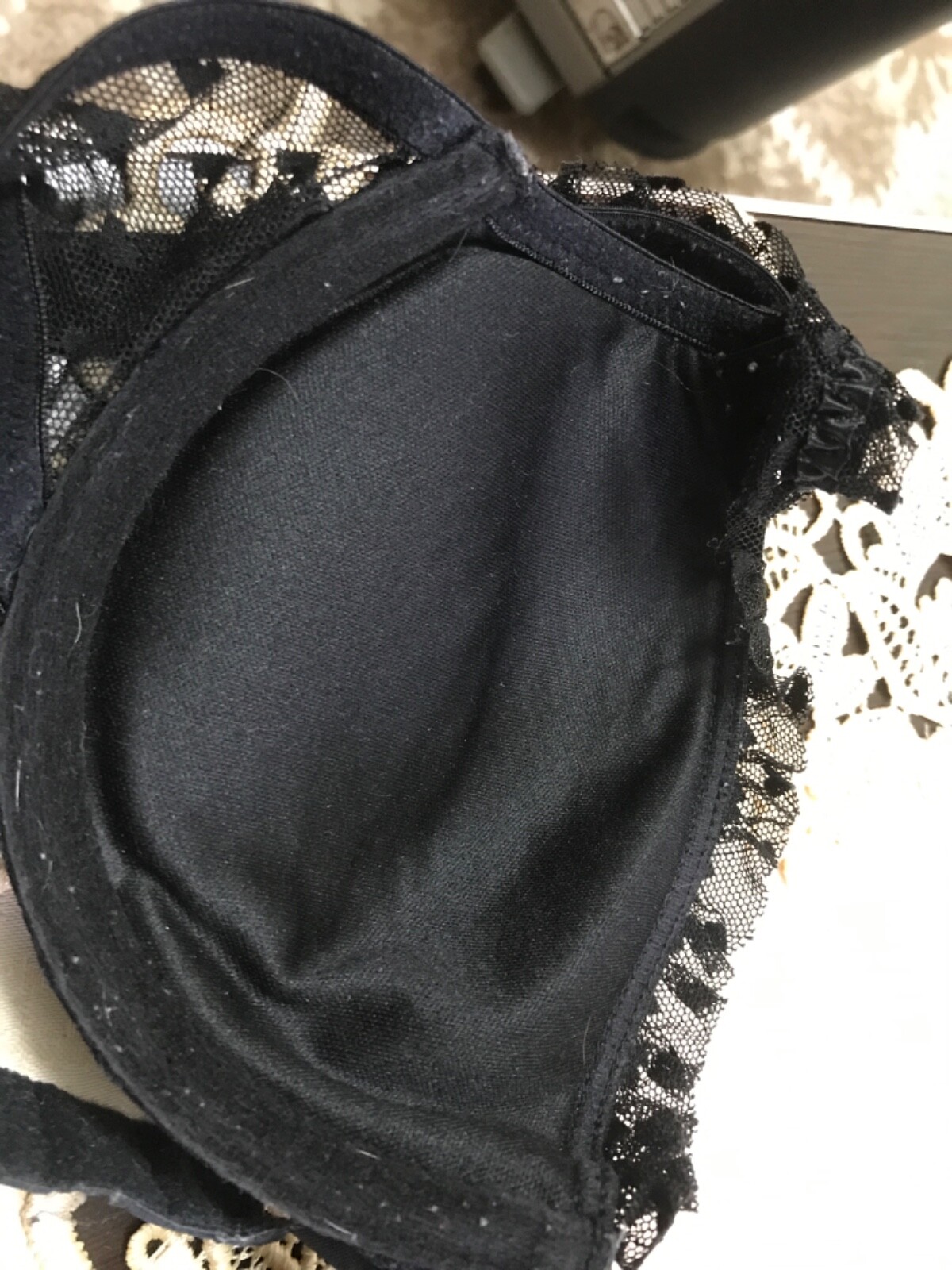Bra Unbrandedd Size us 32b it2b eu70b padedd underwired black