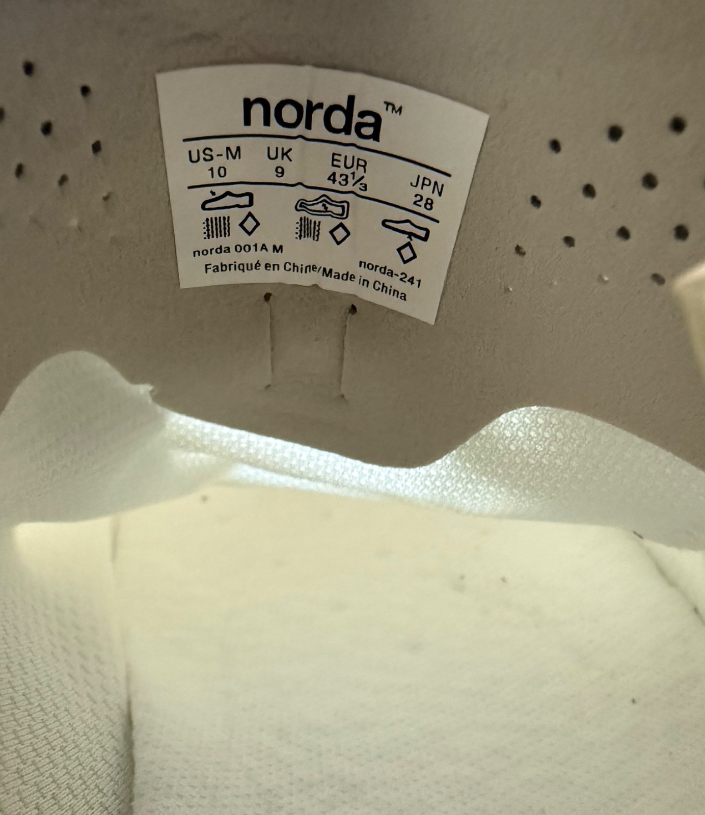 NEW NORDA 001A WHITE/GUM – MS 10 – VIBRAM 001A Trail Running – NEW MODEL!