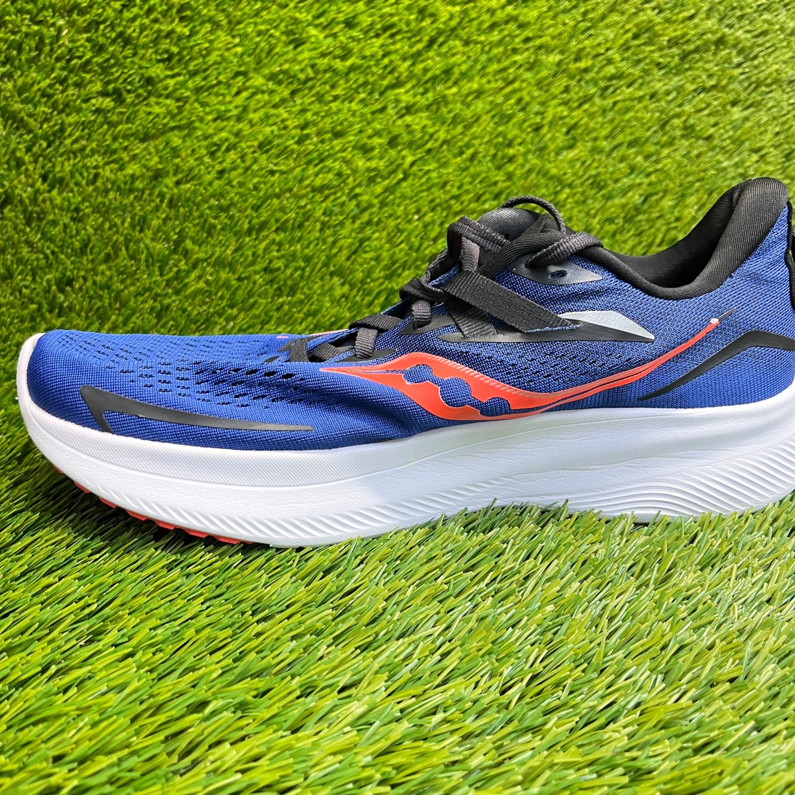 Saucony Ride 15 Mens Size 9.5 Blue White Pink Athletic Running Shoes Sneakers