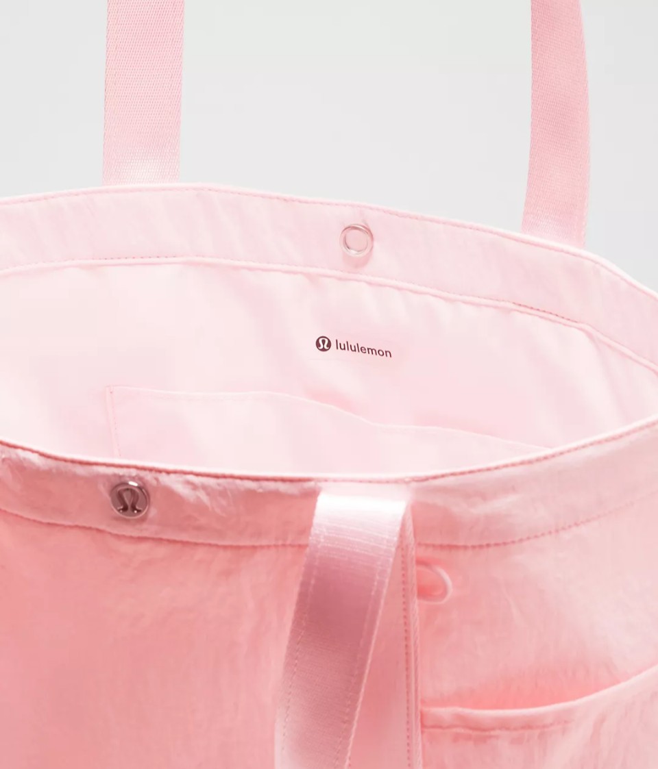Brand New Lululemon Daily Multi-Pocket Tote Bag 20L – Pink Pearl
