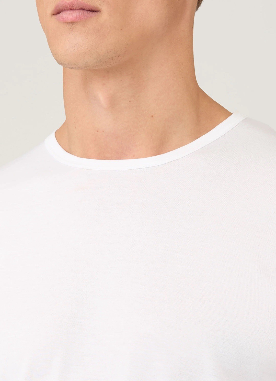 SUNSPEL Men’s Classic Short Sleeve T-Shirt, White, Size L
