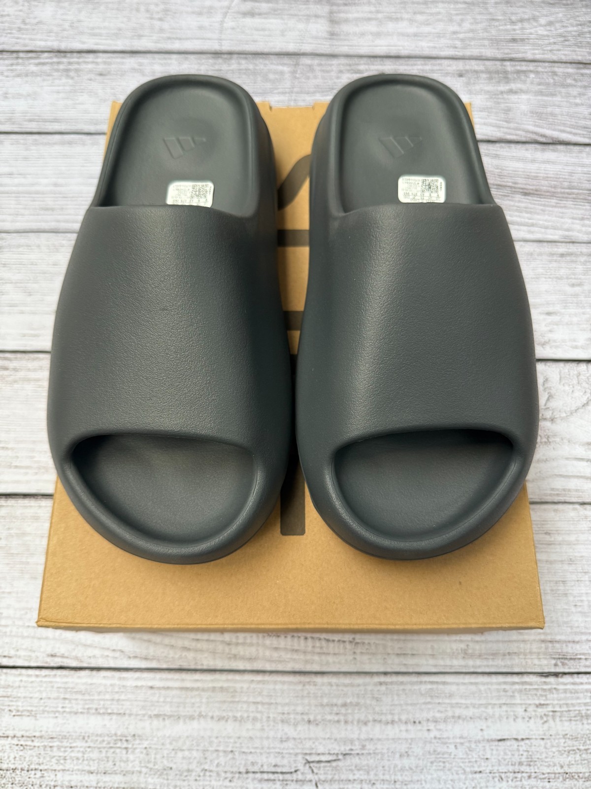 NEW Adidas Yeezy Slide Slate Grey Size 6-13 US Men’s 100% AUTHENTIC