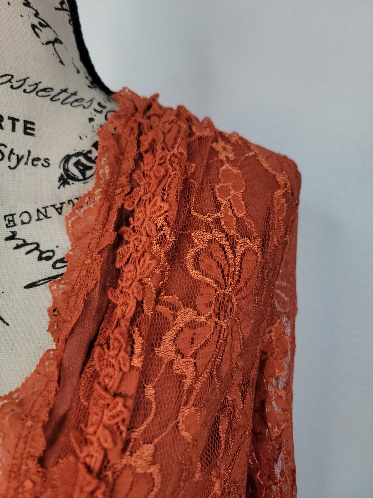 NWT Pretty Angel Top Sz Medium Lace Overlaid Semi Sheer Orange Rust Boho Sheer