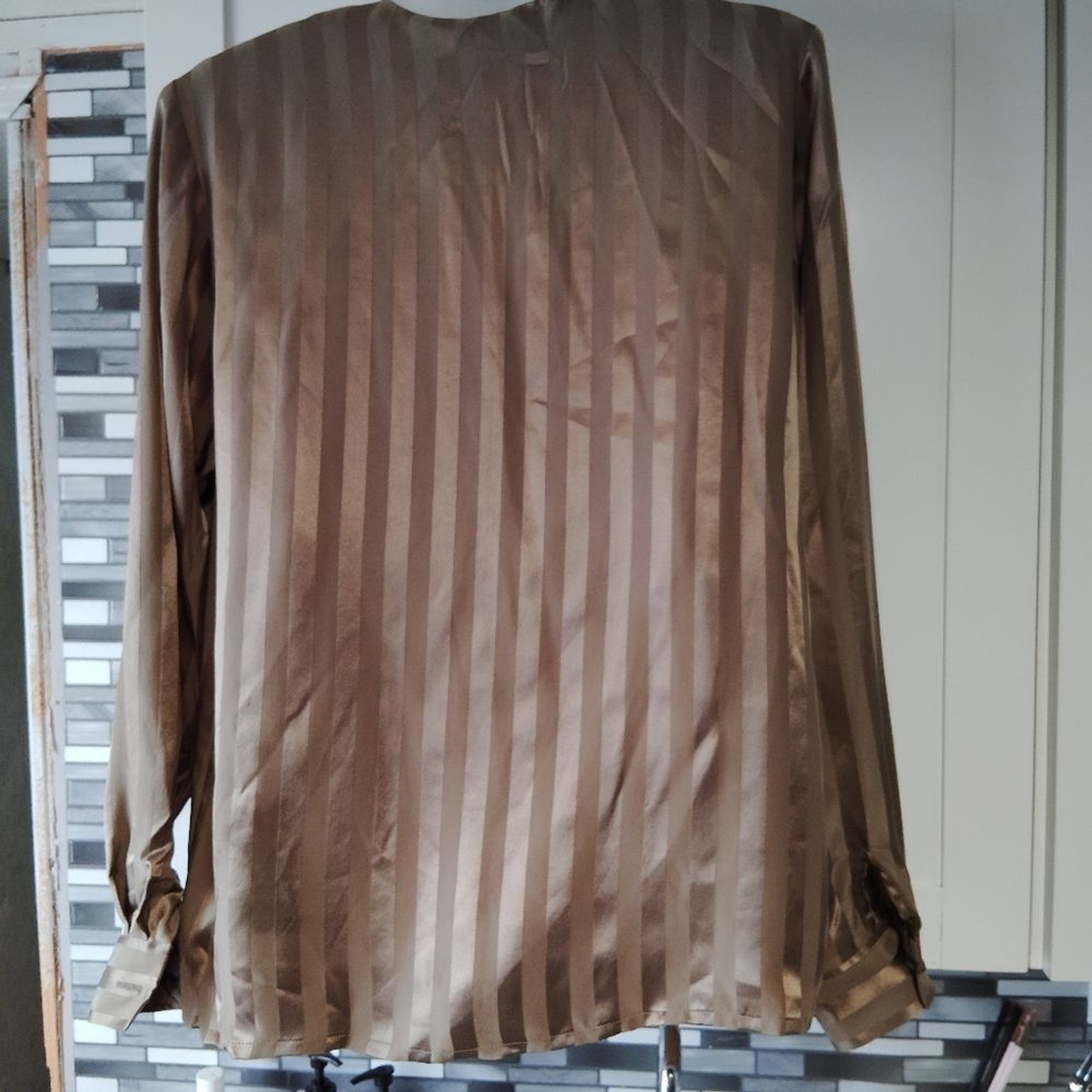 Vintage Doncaster 100% Silk Two-Tone Striped Button Down Blouse Brown SZ 2