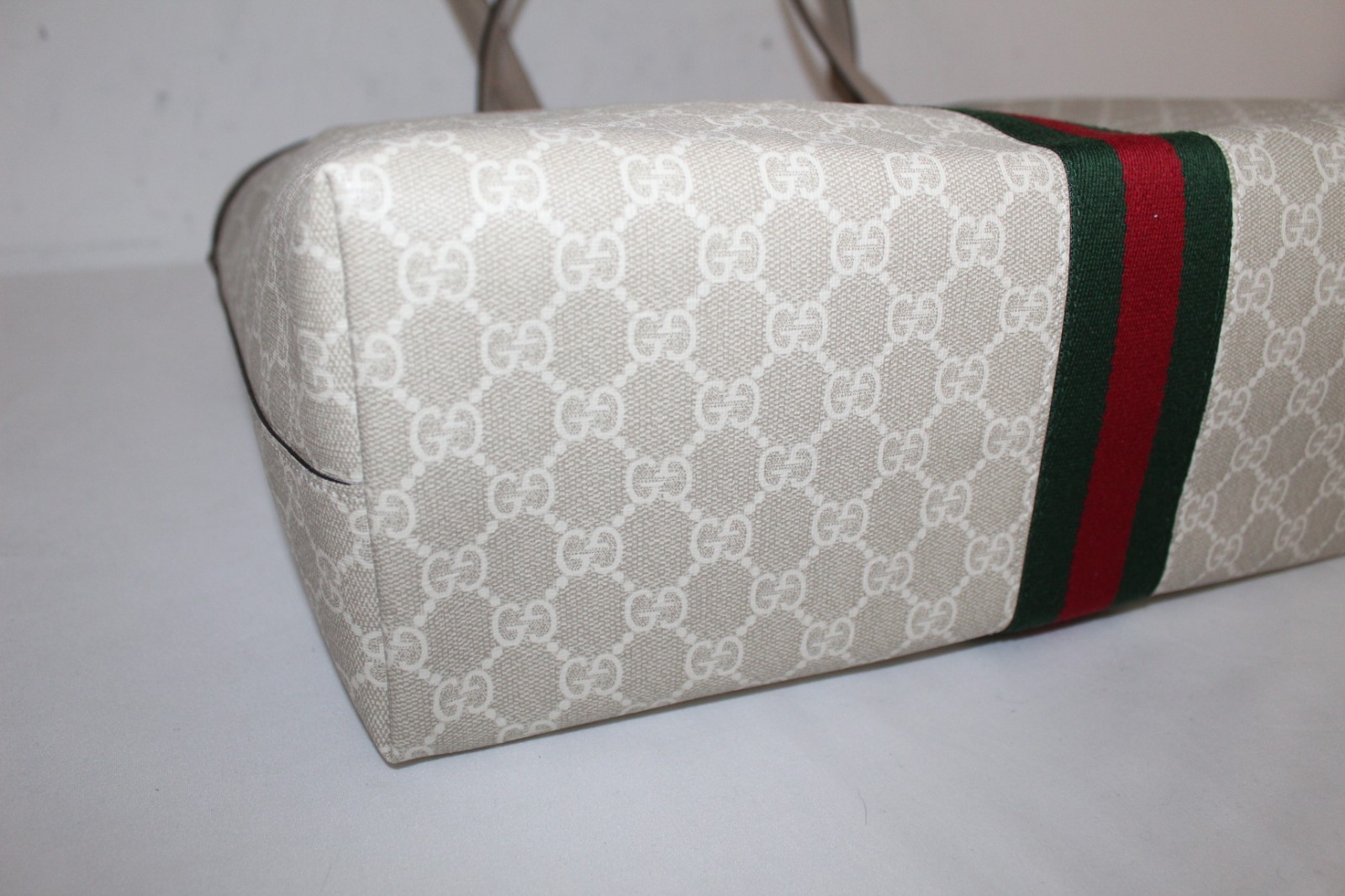NWT Gucci GG Supreme Monogram Web Ophidia Shopping Tote Shoulder Bag 631685