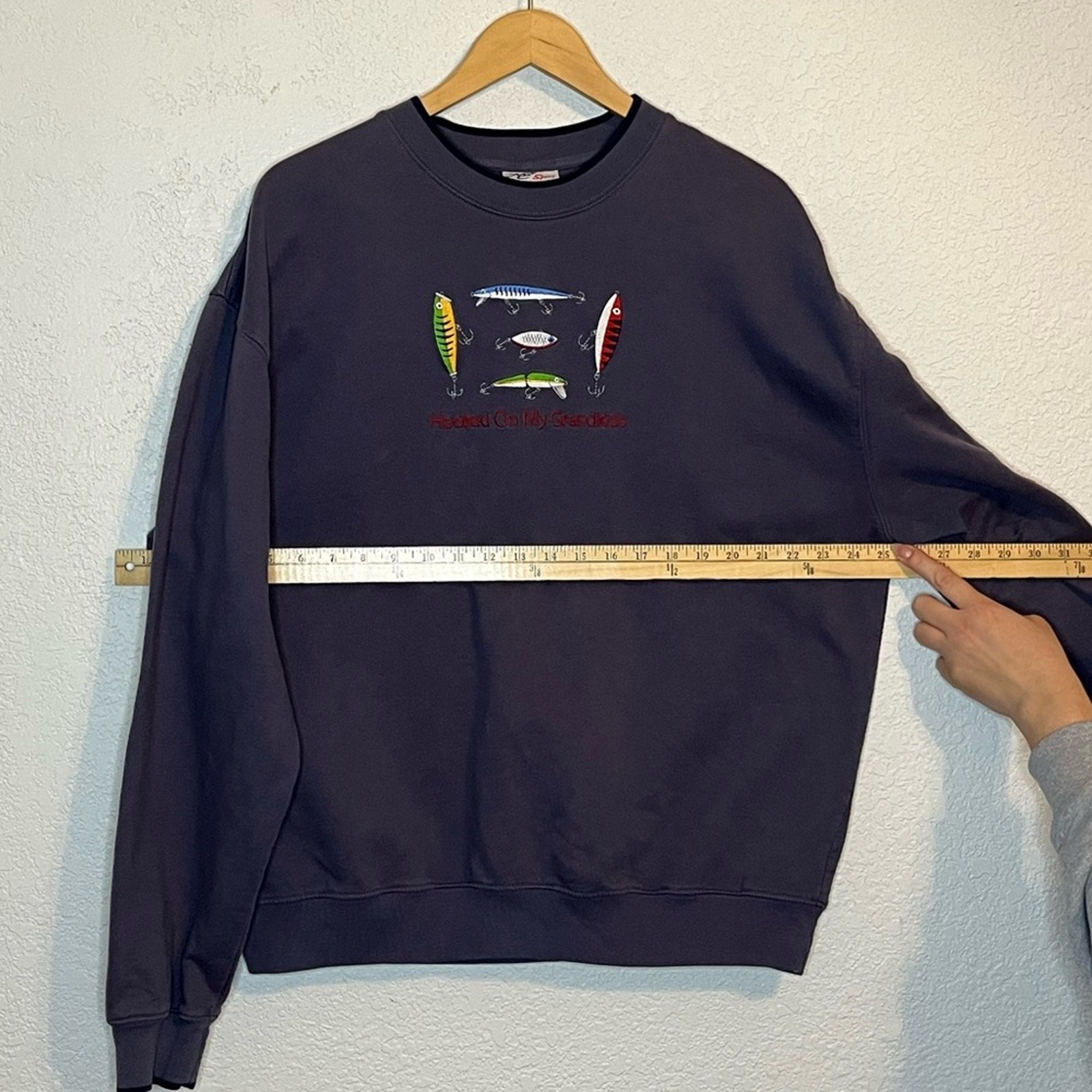 Vintage Hooked on my grandkids embroidered sweatshirt Grandpa 90’s Embroidered