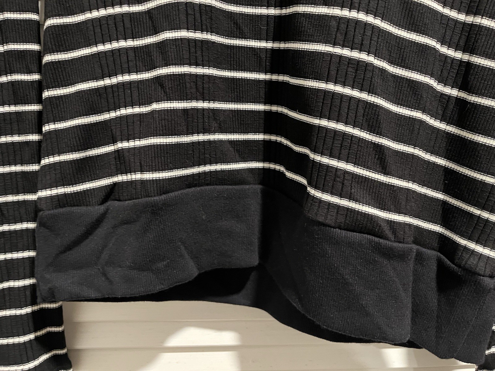 PERFECT WHITE TEE NWT Black White Ribbed Long Sleeve Sweater Sweatshirt Medium