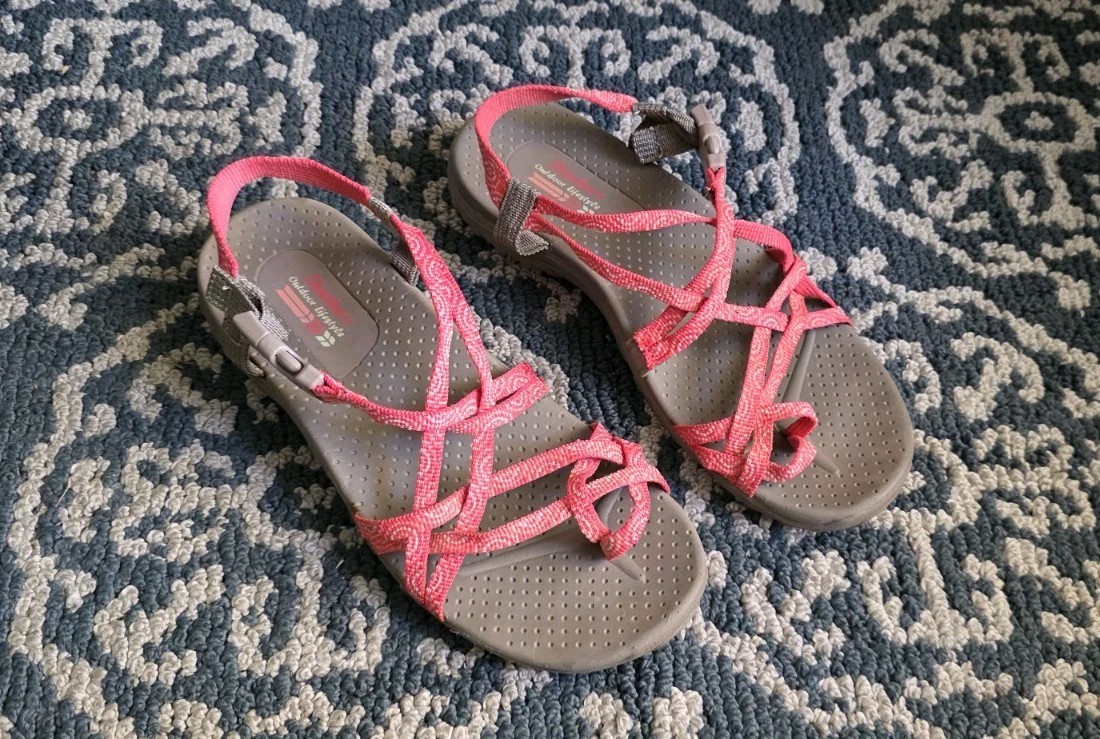 Skechers Reggae Irie Coral Slingback Strappy Sport Toe Loop Sandals Women’s 8