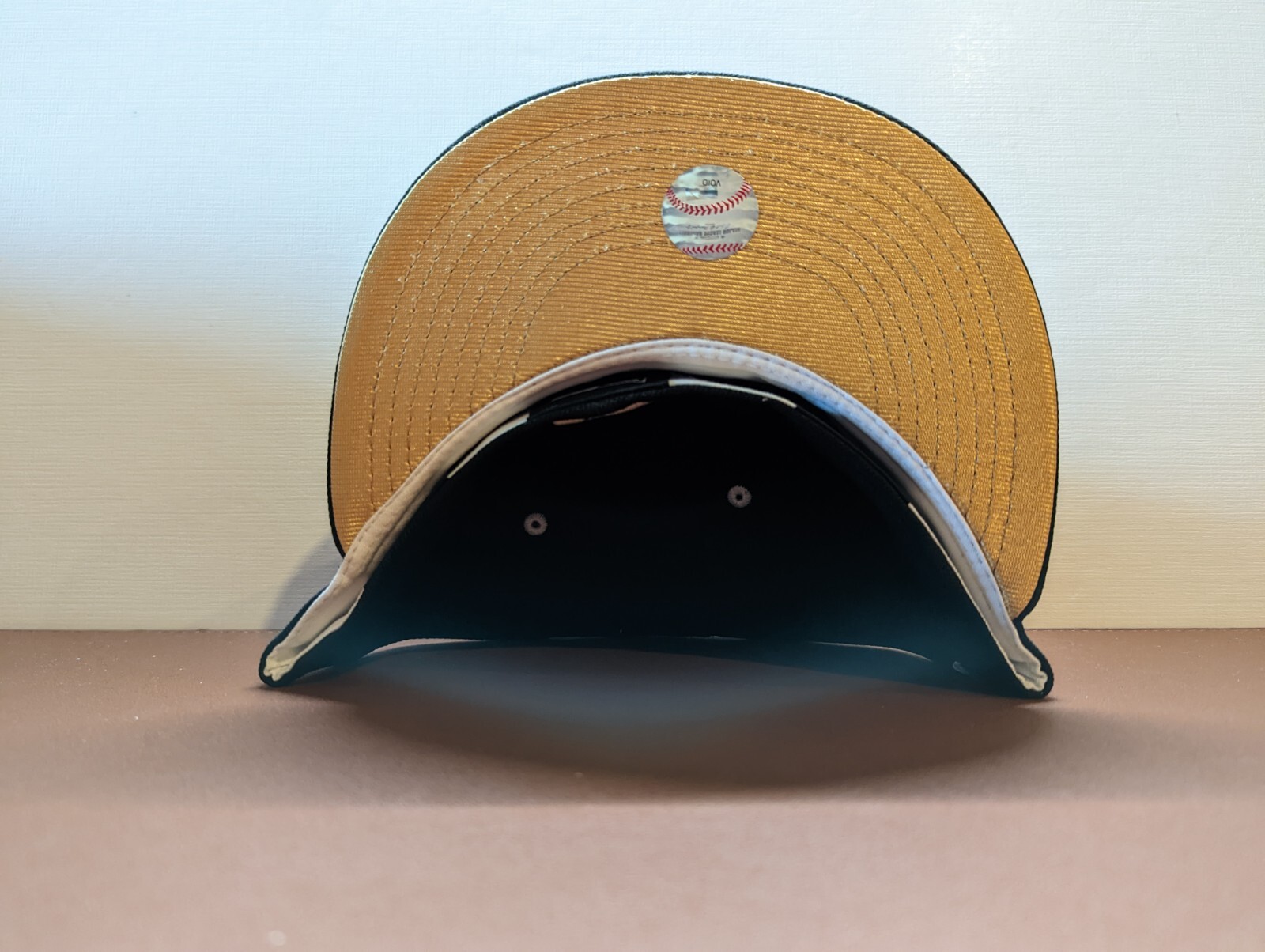 LidsHD 59Fifty Houston Astros Apollo 11 Black Gold UV Artemis 7 1/4 Astronaut