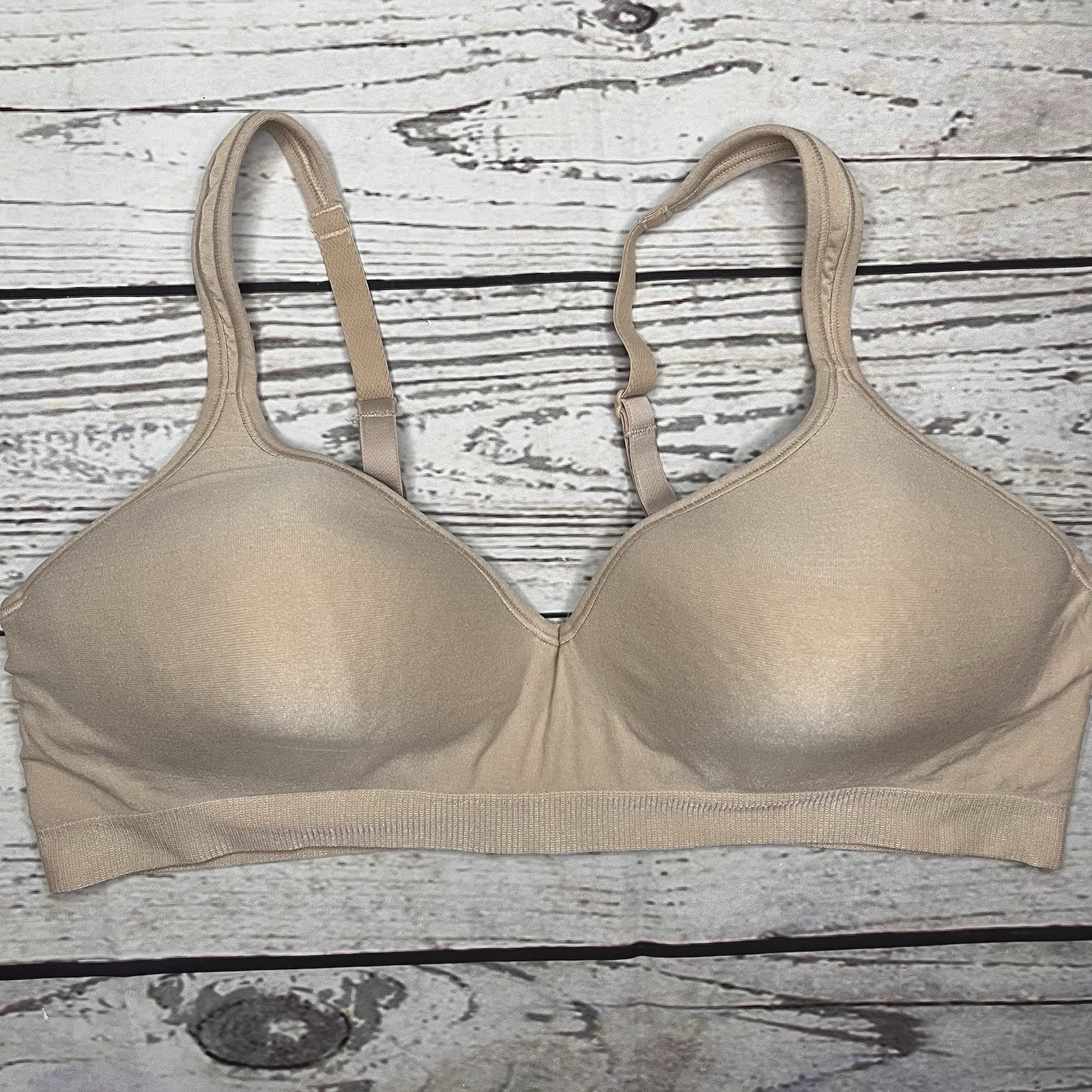 Bali Womens 40B One Smooth U Back Smoothing Wirefree T-shirt Everyday Bra Beige