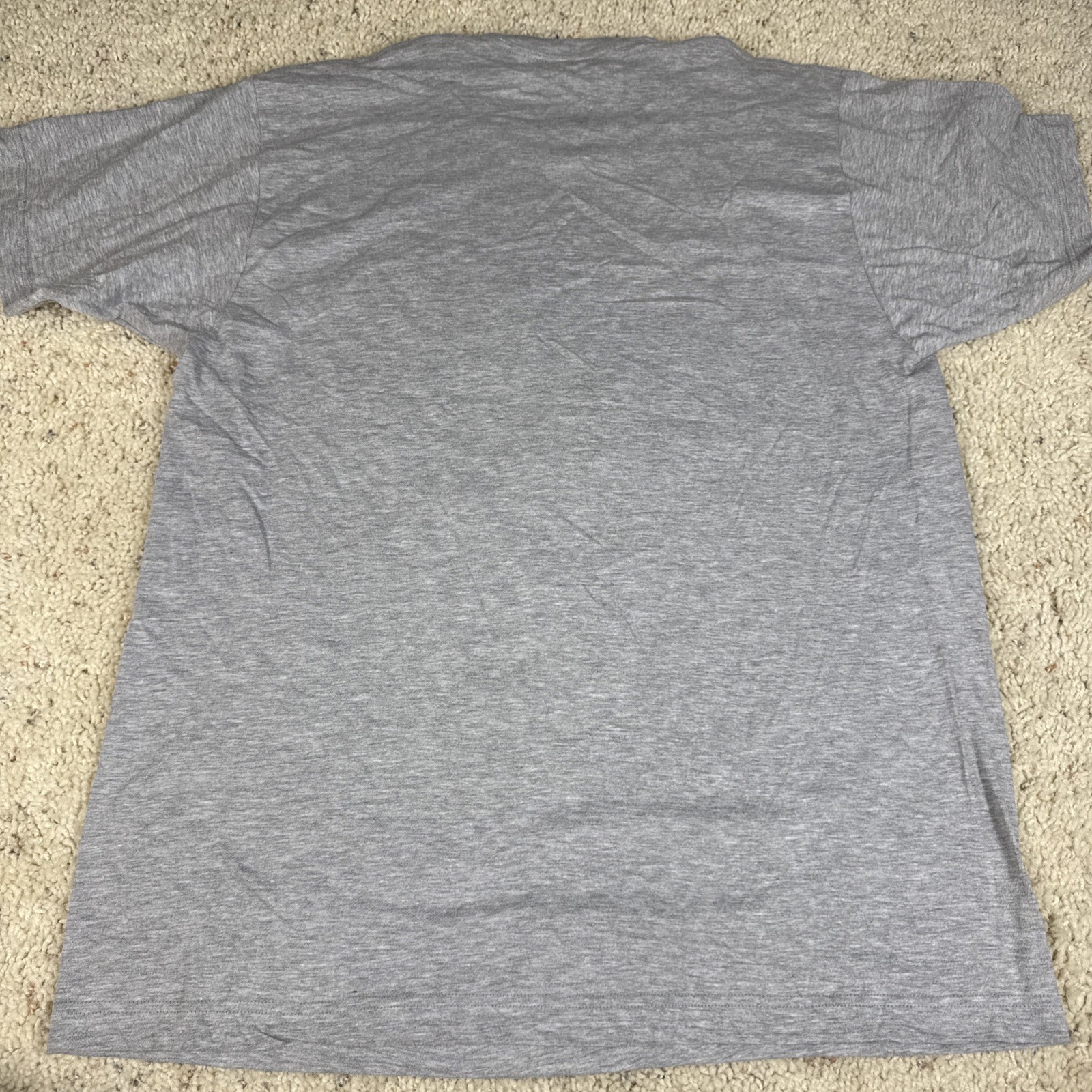 NWOT Buc-ee’s Tennessee Live Music Beaver Guitar Graphic TShirt Mens XL Gray