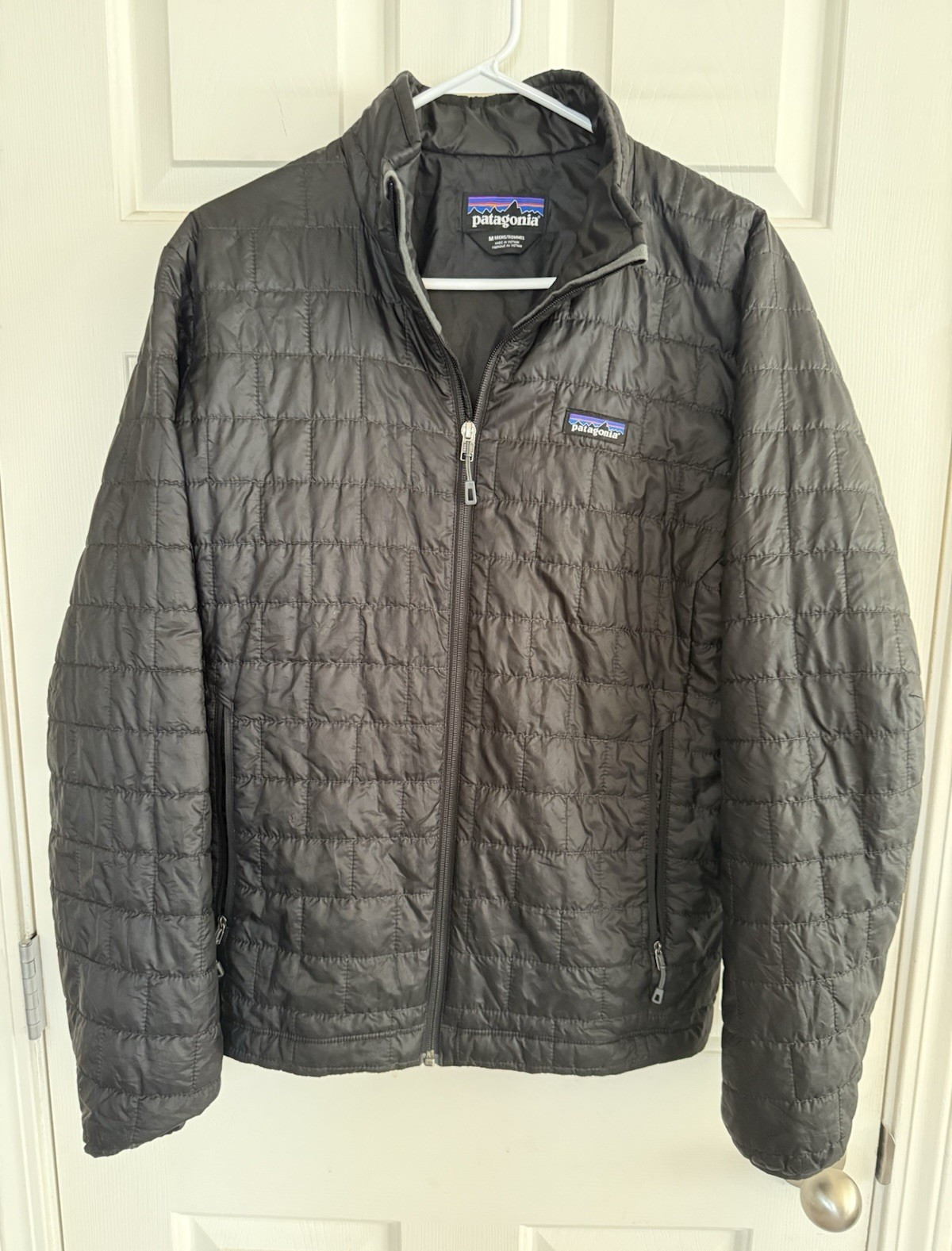 Patagonia Nano Puff Jacket Men’s Size M BlackLightweight Full zip