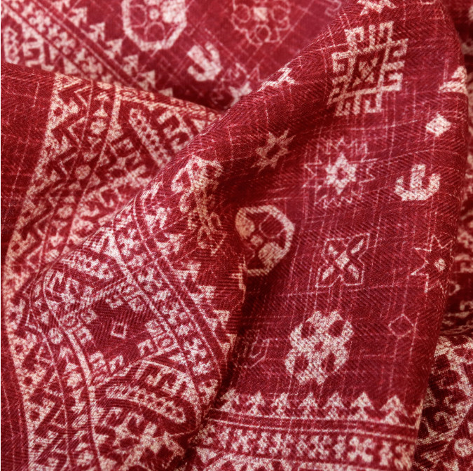 70% Cashmere 30% Silk Scarf Neckerchief Shawl totem Print Bandana 68X68cm Wrap