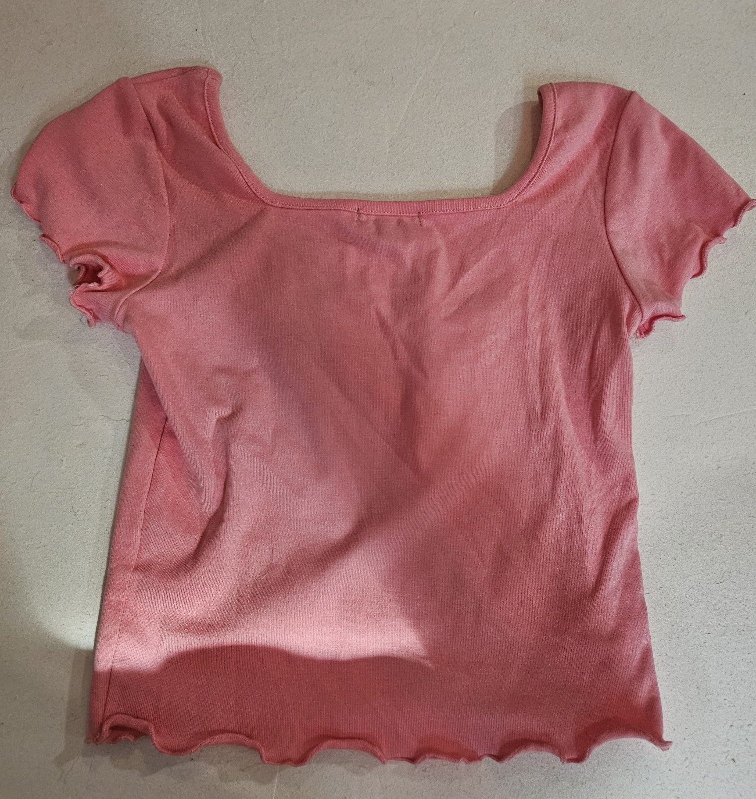 dELiA*s – YSK Ribbed Pink Short-Sleeve Embroidered Frilled Hem Sleeve Cuff