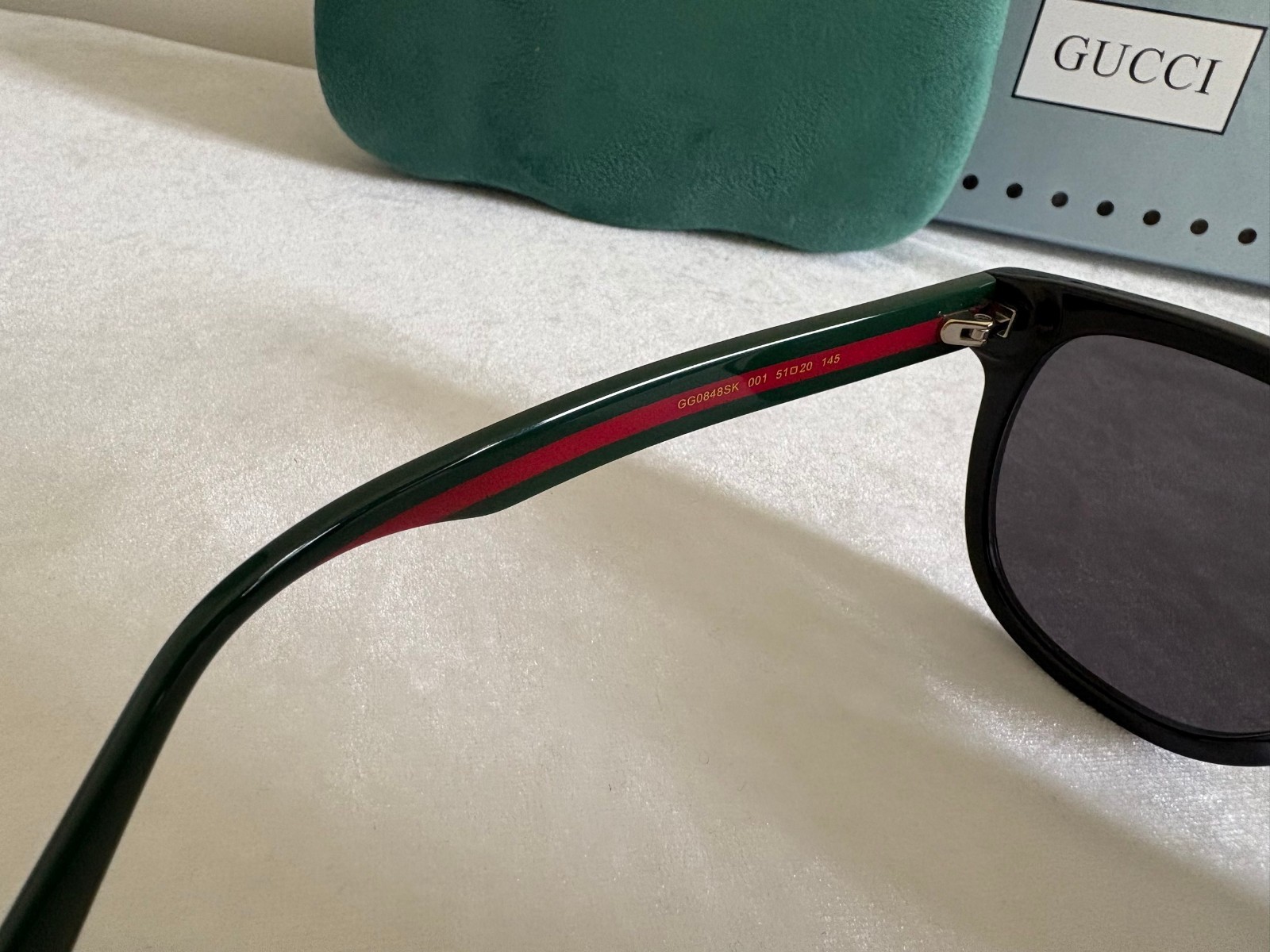 Authentic New Gucci GG0848SK 001 Black Green Red Stripe Grey Sunglasses