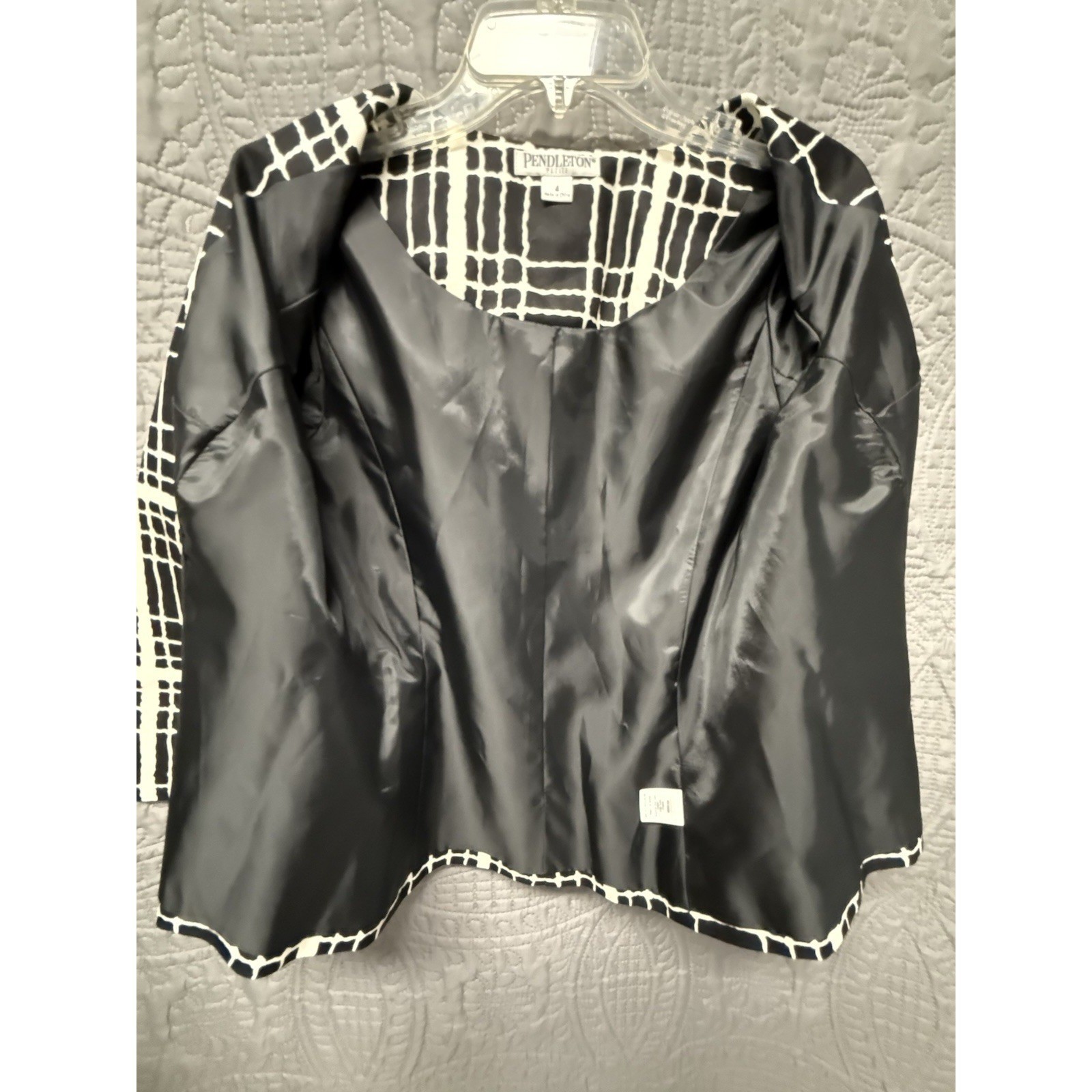 Pendleton Petite Silk Blazer Jacket Black White Grid Geometric 3/4 Sleeve Size 4