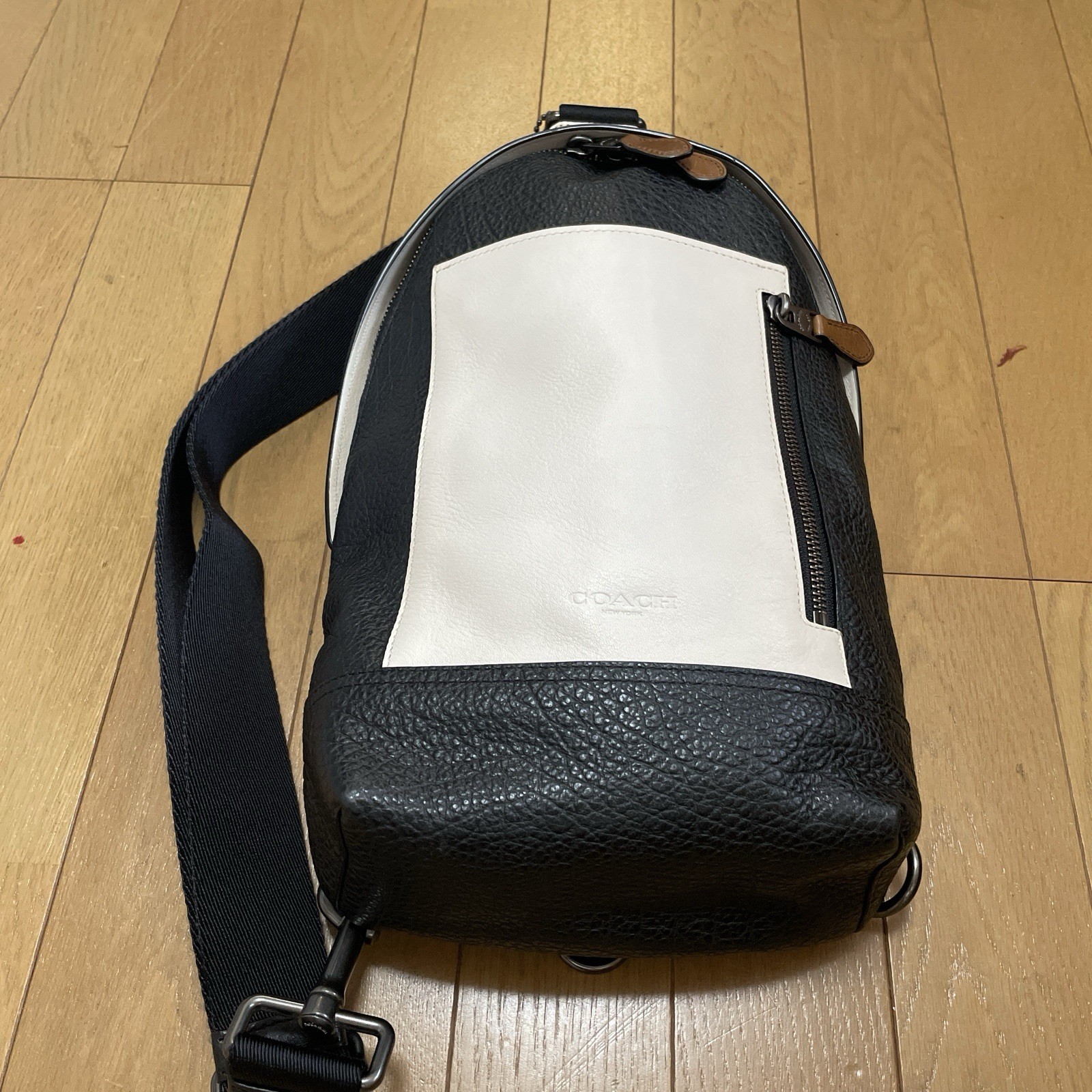 COACH Body Bag 57765 Sling Bag – Pre-owned