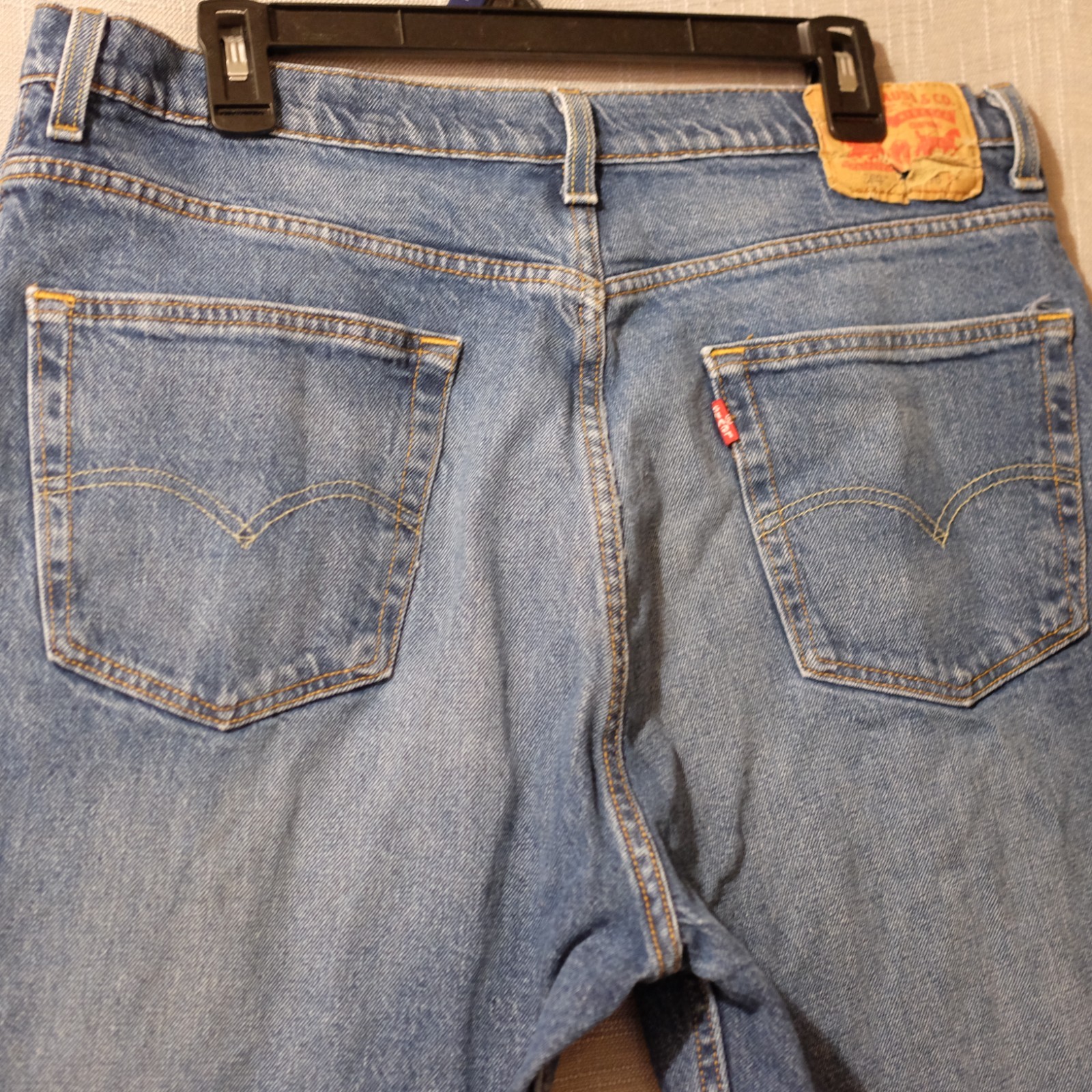 Levis 569 Jean Shorts Blue Denim Bermuda Inseam 11-1/2 in Mens W36 #A12-15