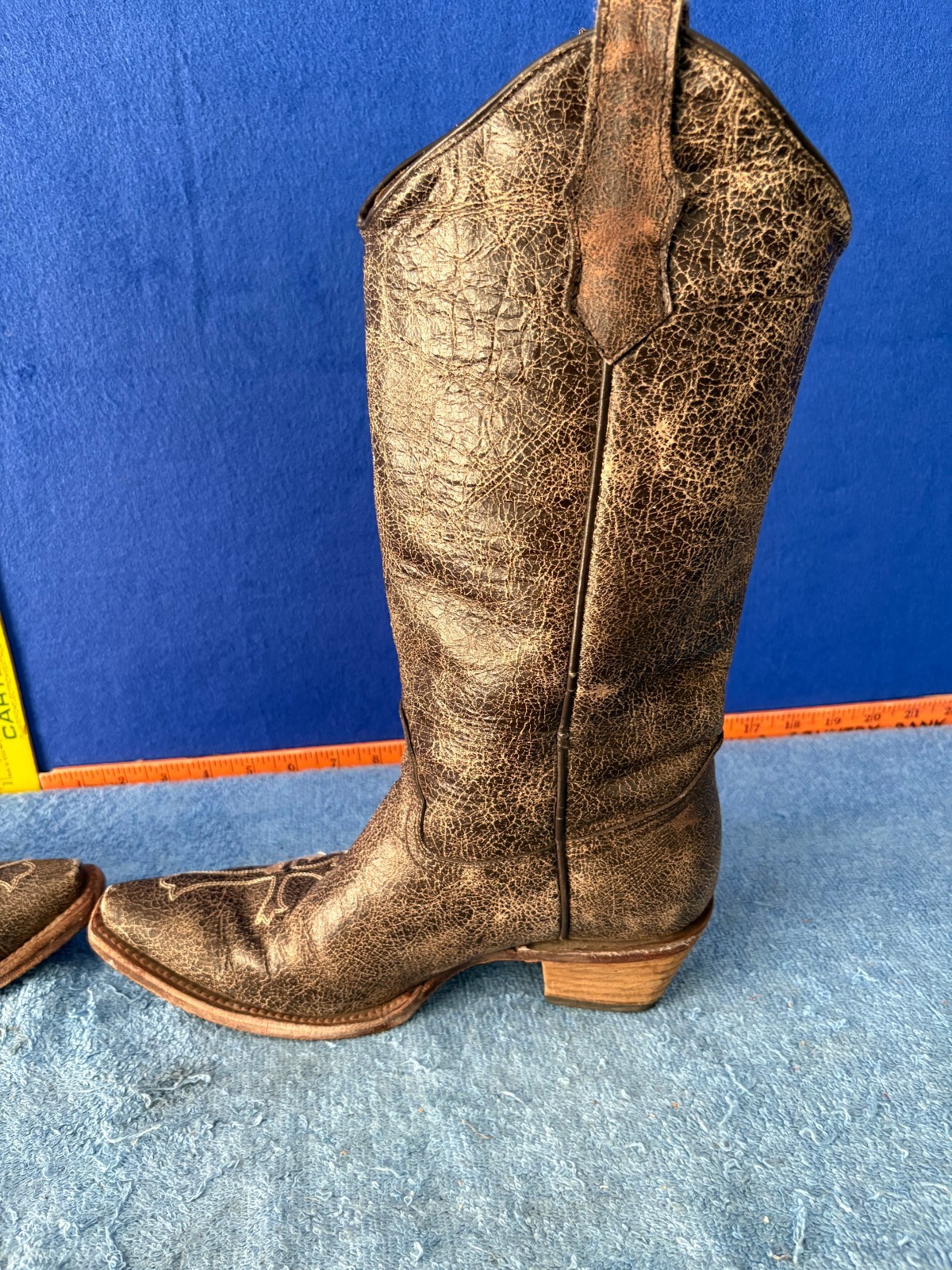 Circle G L5038 Leather Western Embroidered Cross Snip Toe Boots Women’s 7M