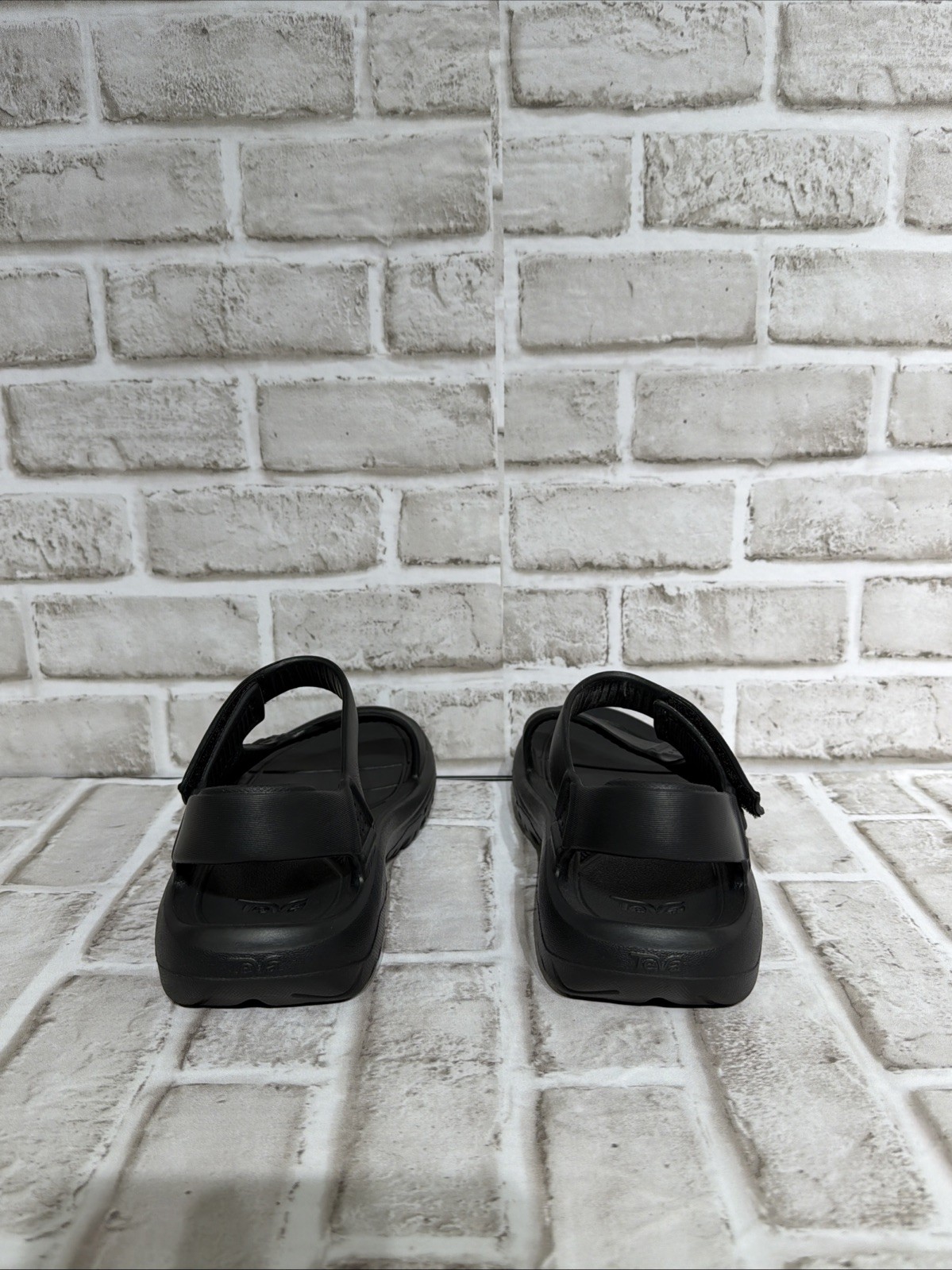 Teva Men’s Hurricane Drift Hiking Outdoor Sandals Black 1124073/BLK Sz 7
