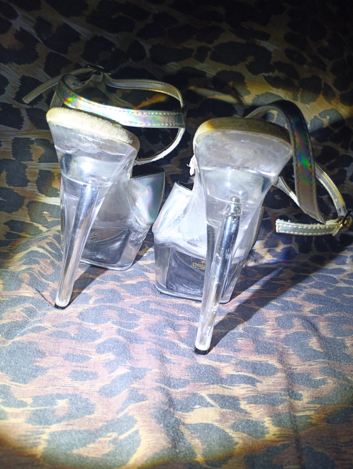 Delicious Women’s Silver/Clear Holographic Platform Ankle Strap Open Toe Heels 7