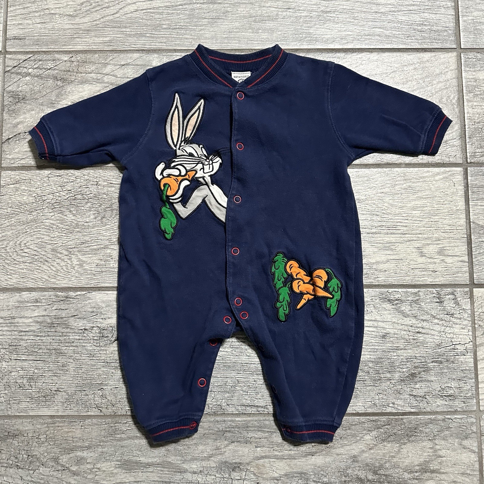 VTG 1997 Embroidered Looney Tunes Bugs Bunny Baby Romper 6 Months Warner Bros