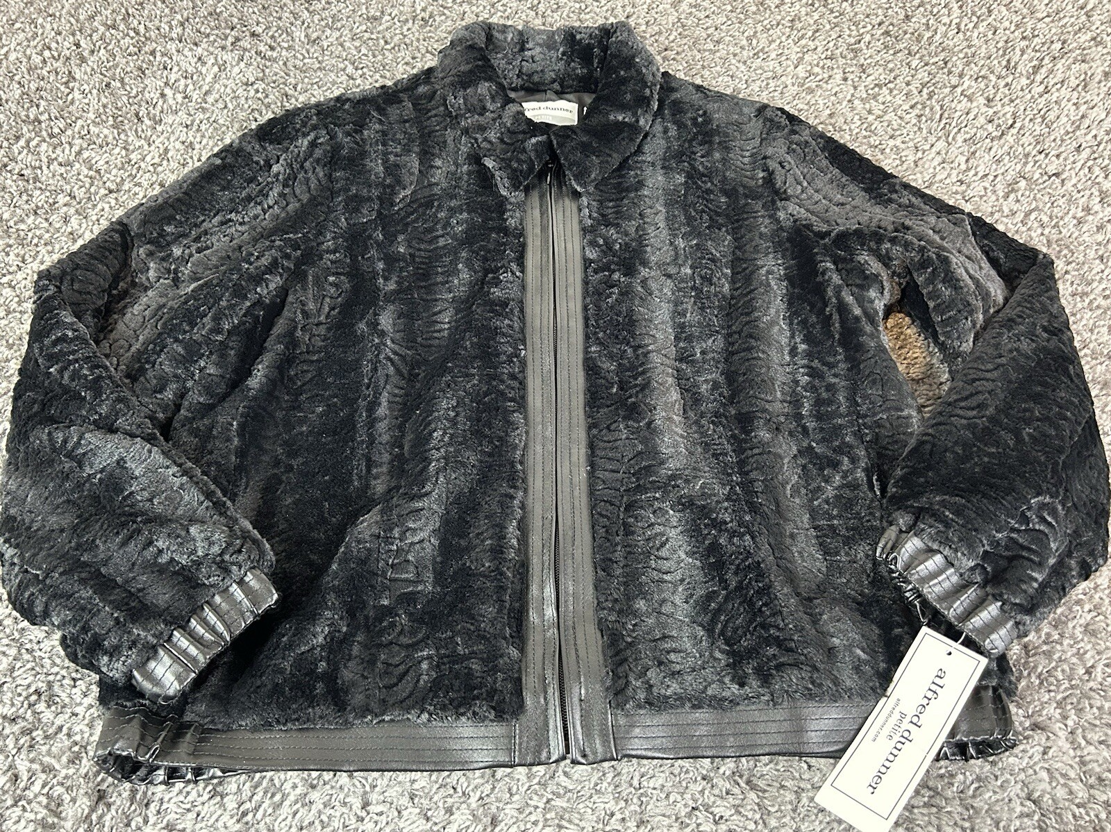 NWT Alfred Dunner Short Faux Fur Jacket Womens 10 Petite 10P Faux Leather Trim