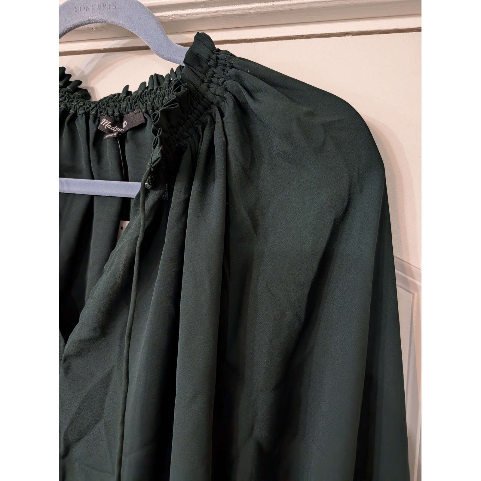 Madewell Womens XXS Dark Green Blouse Long Sleeve Smocked Neck Ruffle Cuffs NWTs
