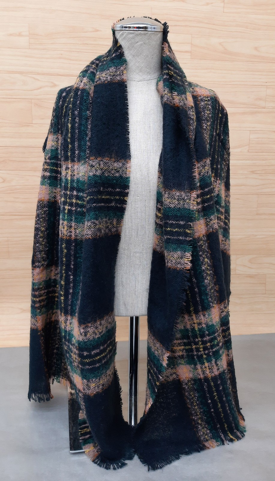 J. Jill Womens Scarf Navy Multicolor Plaid Rectangular O/S 251791 CUE1SZ 2210