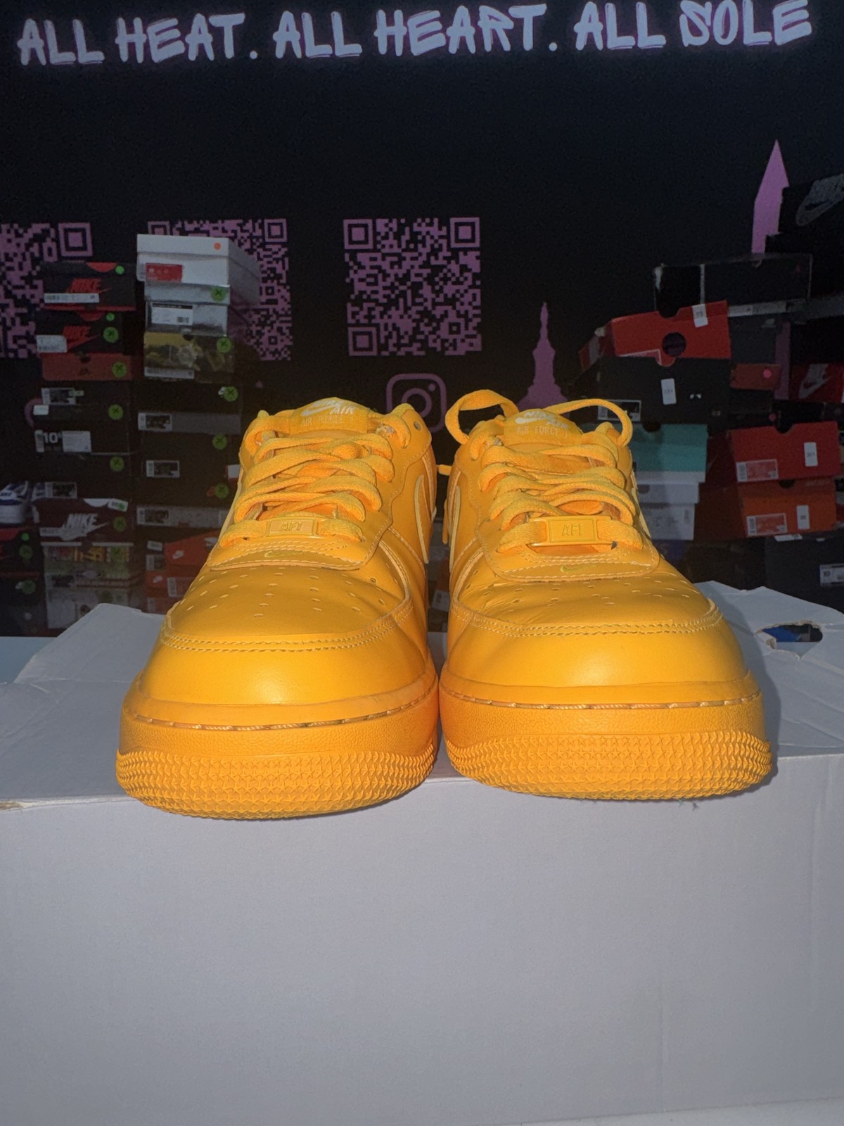 Nike Air Force 1 Low ’07 Laser Orange (Women’s) 9.5M/11W Pre-Owned Original Box