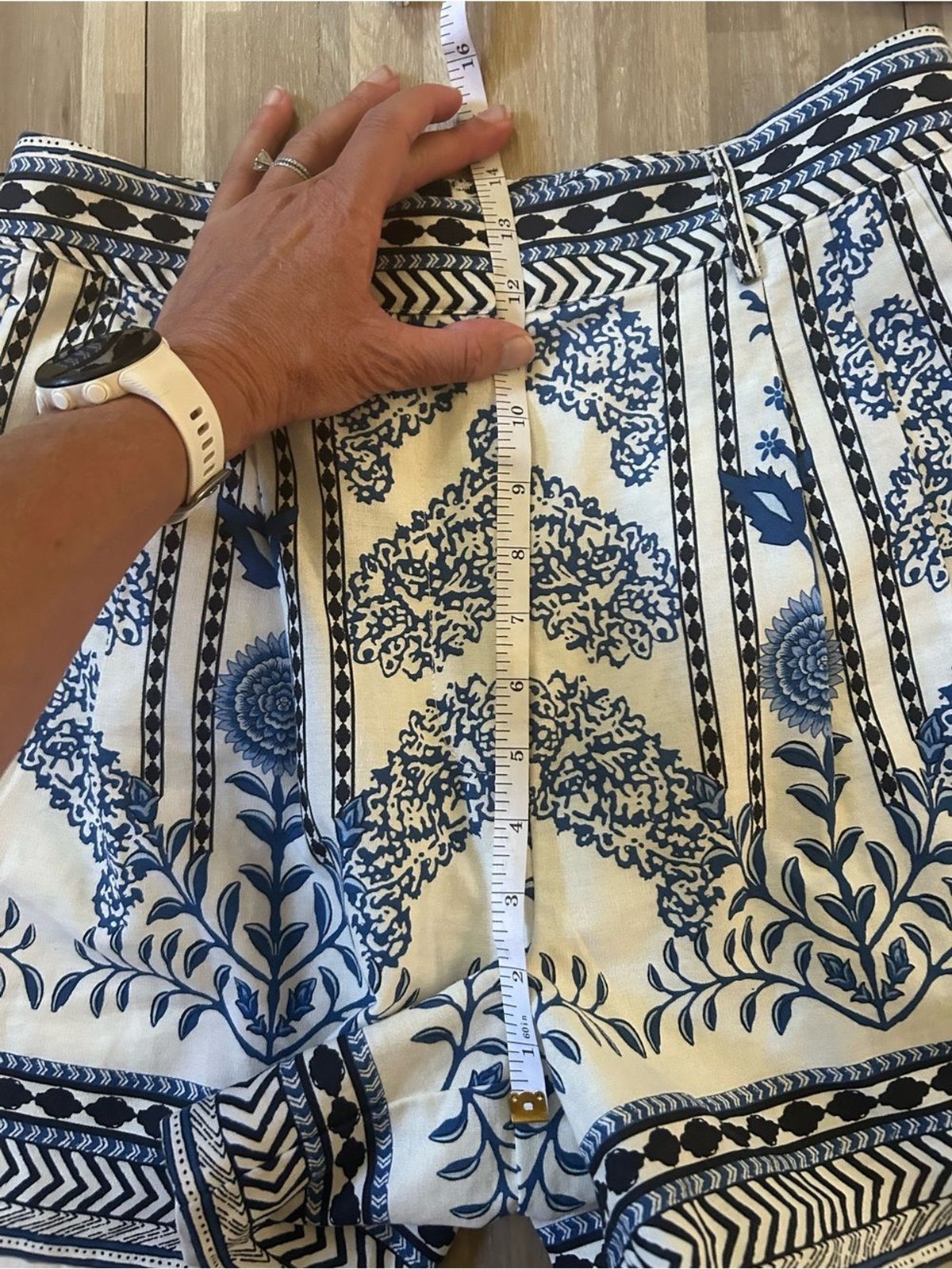 A Loves A Blue & White Floral Size 8 Linen/Cotton Blend High Rise Shorts Lined