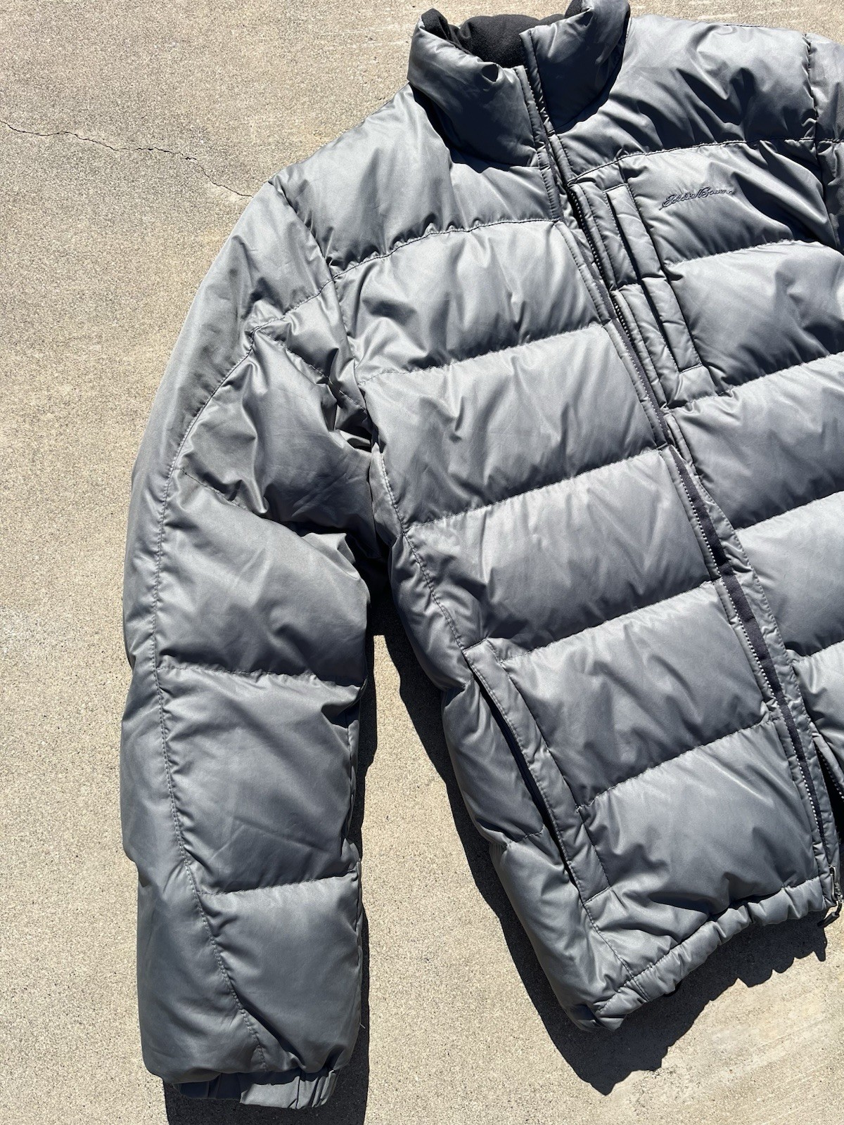 Eddie Bauer Men’s L Gray Insulated Puffer Jacket Full Zip Stand Collar