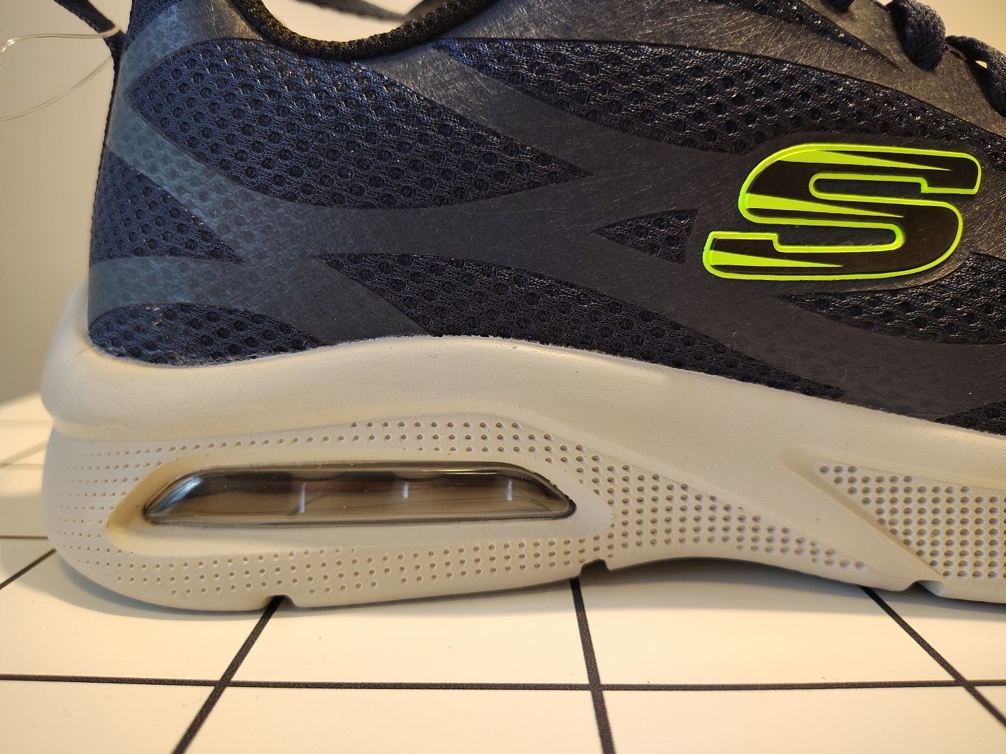 Skechers Mens Memory Foam Sneakers Size 9 Contours Foot Navy Blue Mesh Lace Up