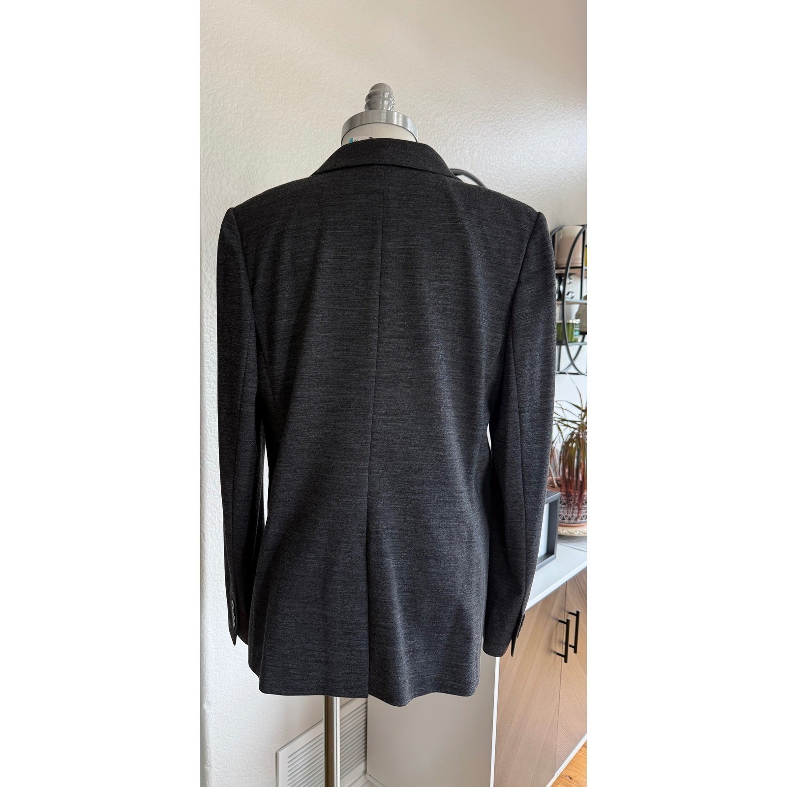 Ann Taylor Size 12 Gray Virgin Wool Blend Blazer Modern Classic Business Career