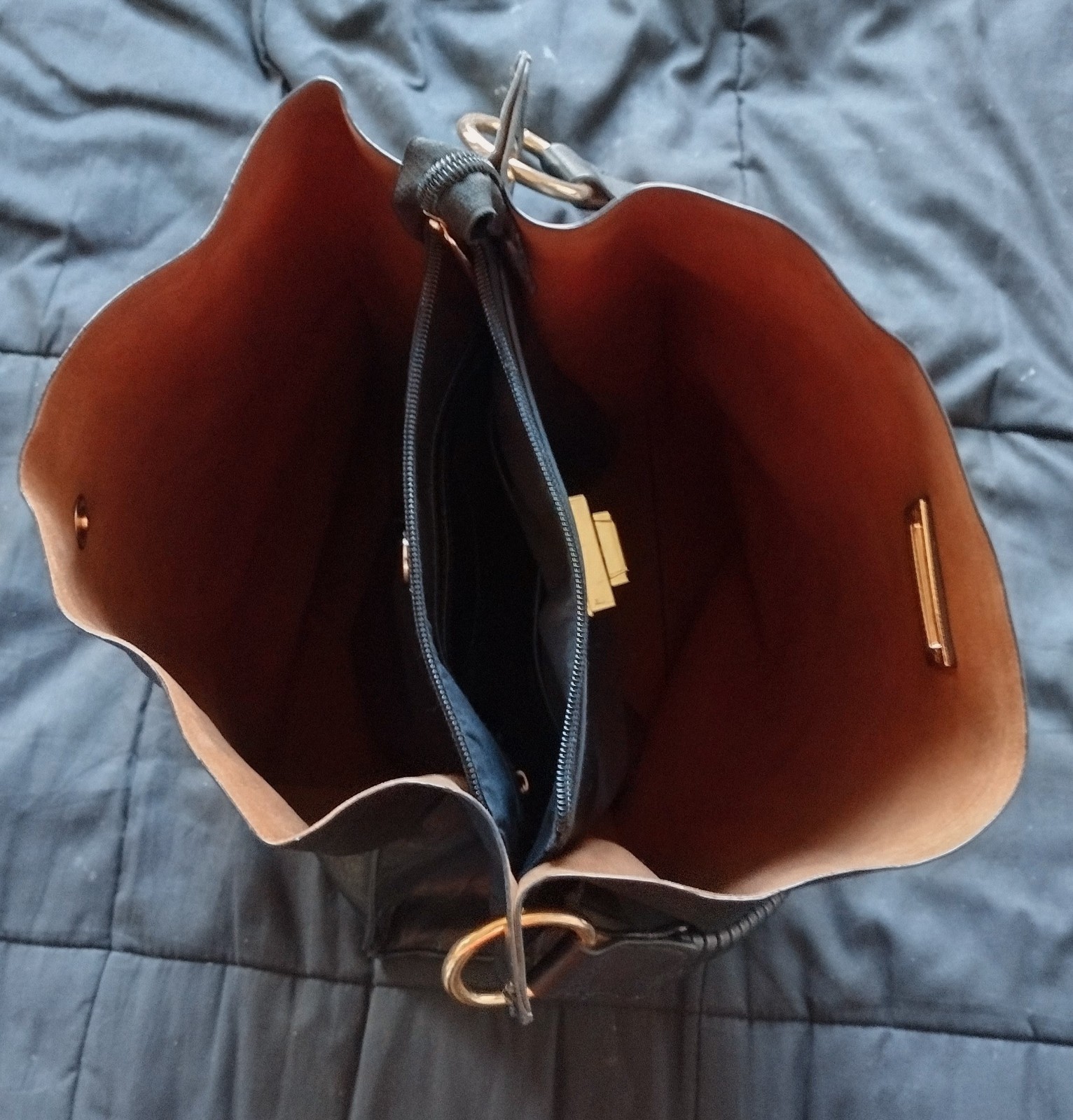 Purse Buckle Snap Zipper Pocket Strap Faux Leather NWT Built In Keychain