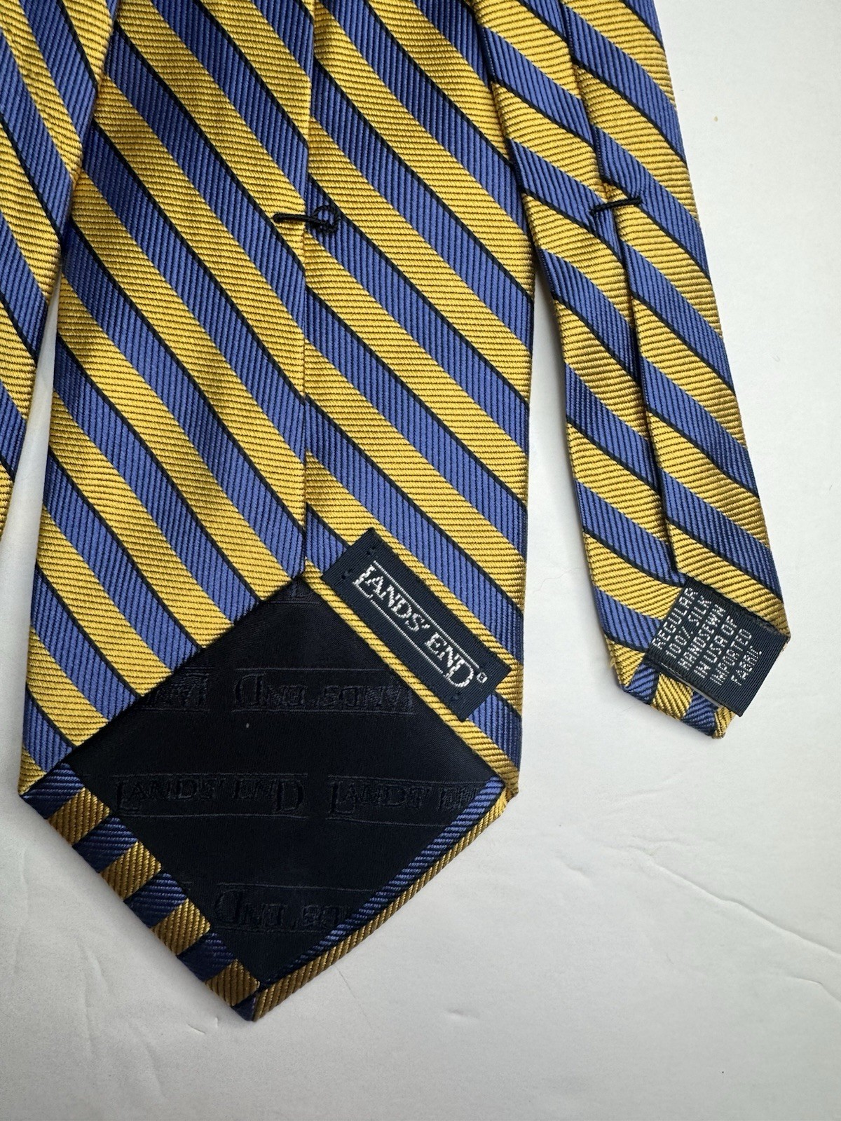 Lands’ End Men’s Necktie 100% Silk Striped Blue Gold Repp Handsewn USA 3.25″